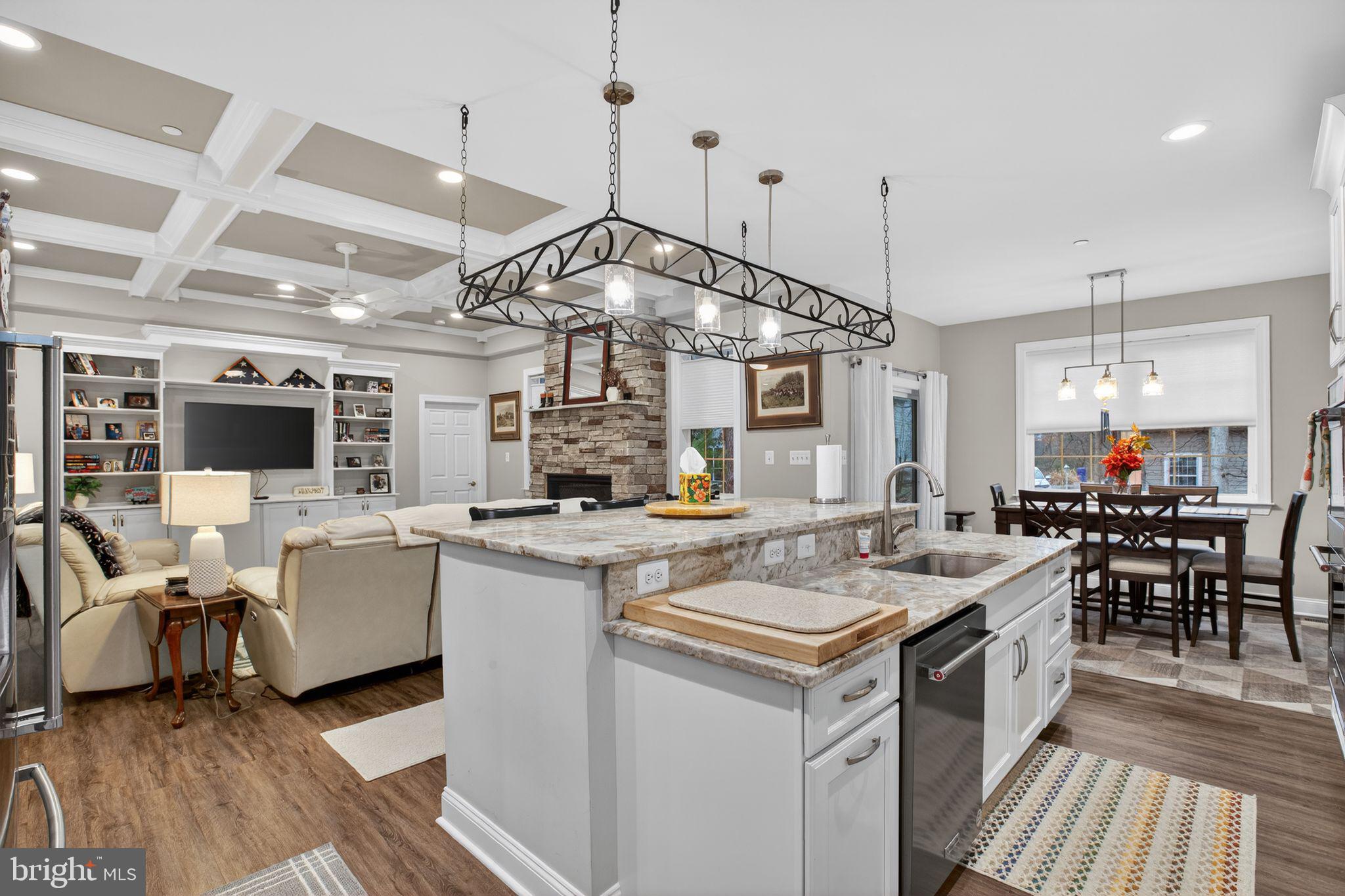 SWAN POINT - Residential