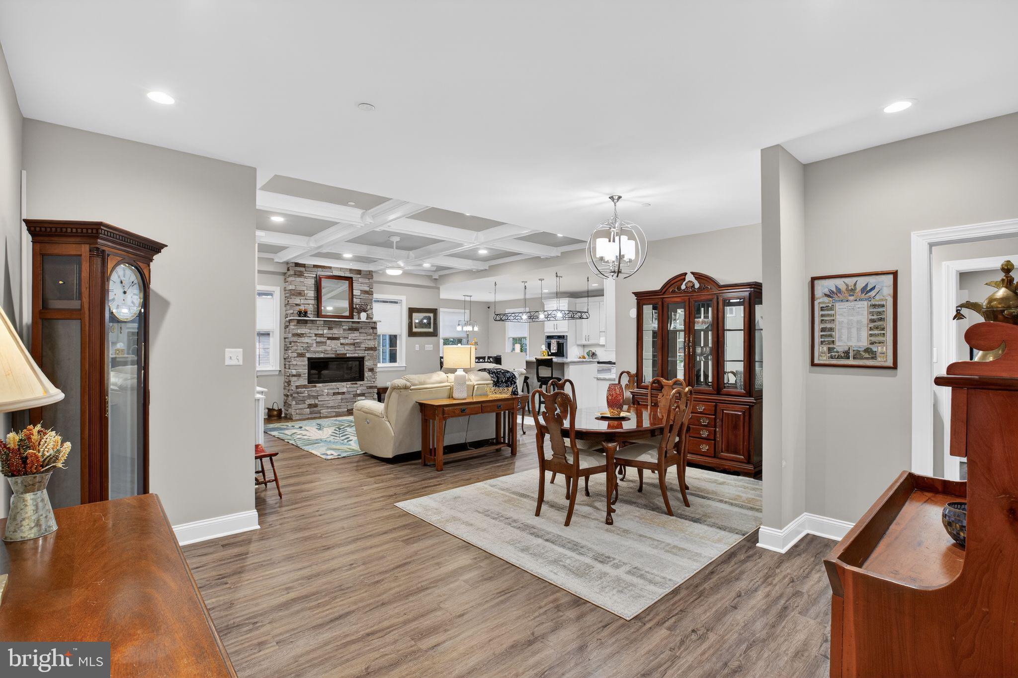 SWAN POINT - Residential