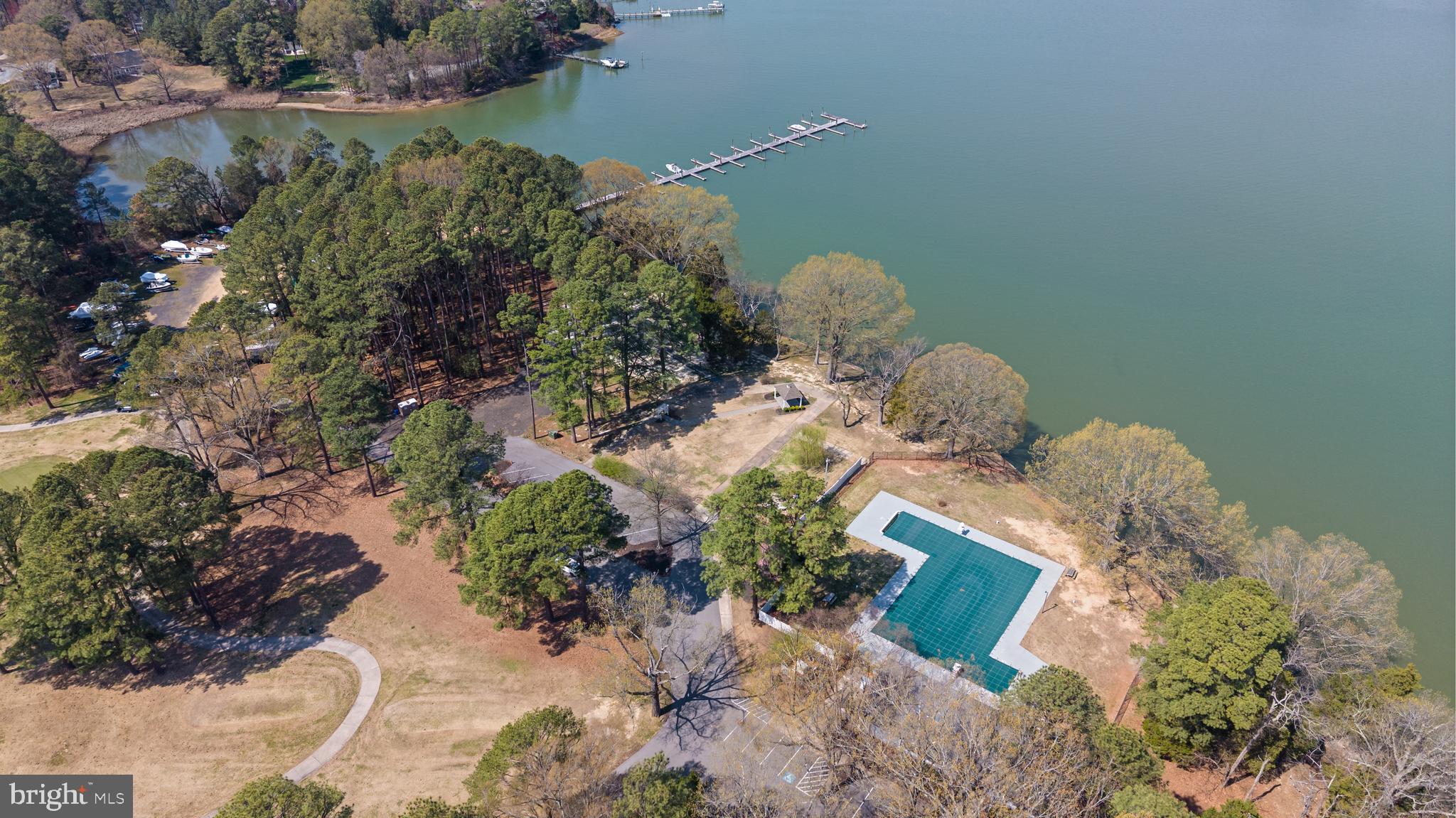 SWAN POINT - Residential