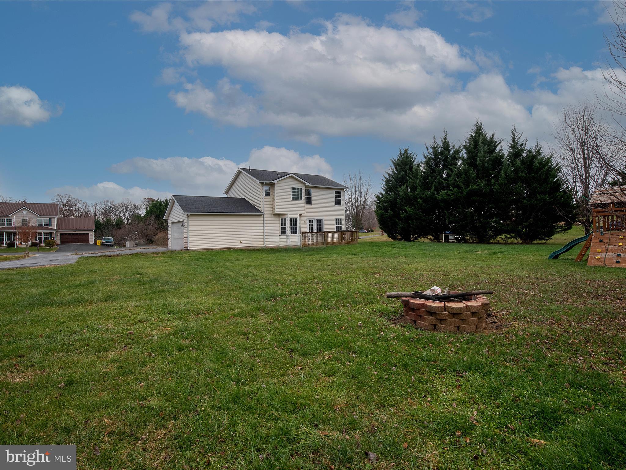 PEBBLE RIDGE - Residential