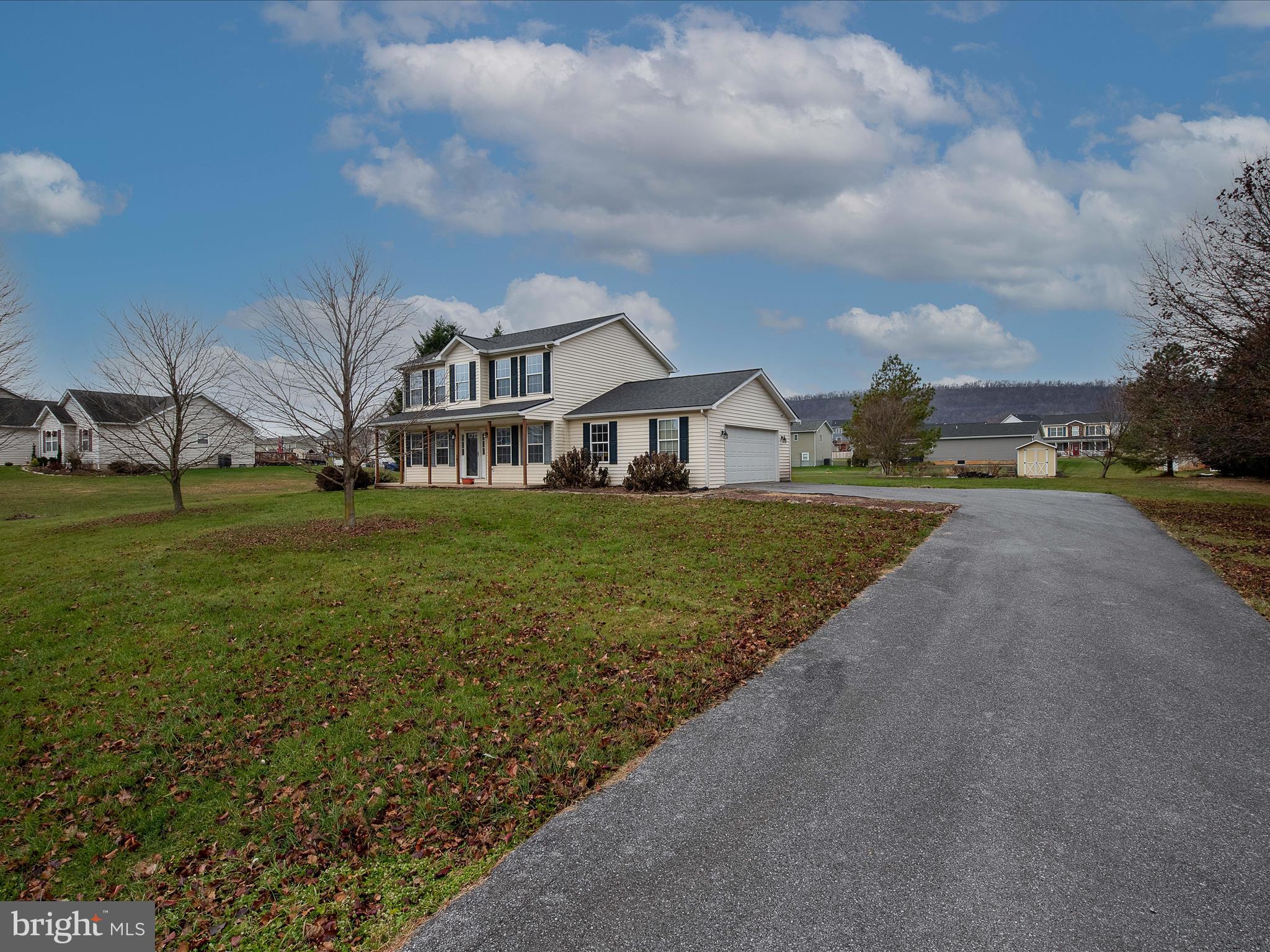 PEBBLE RIDGE - Residential
