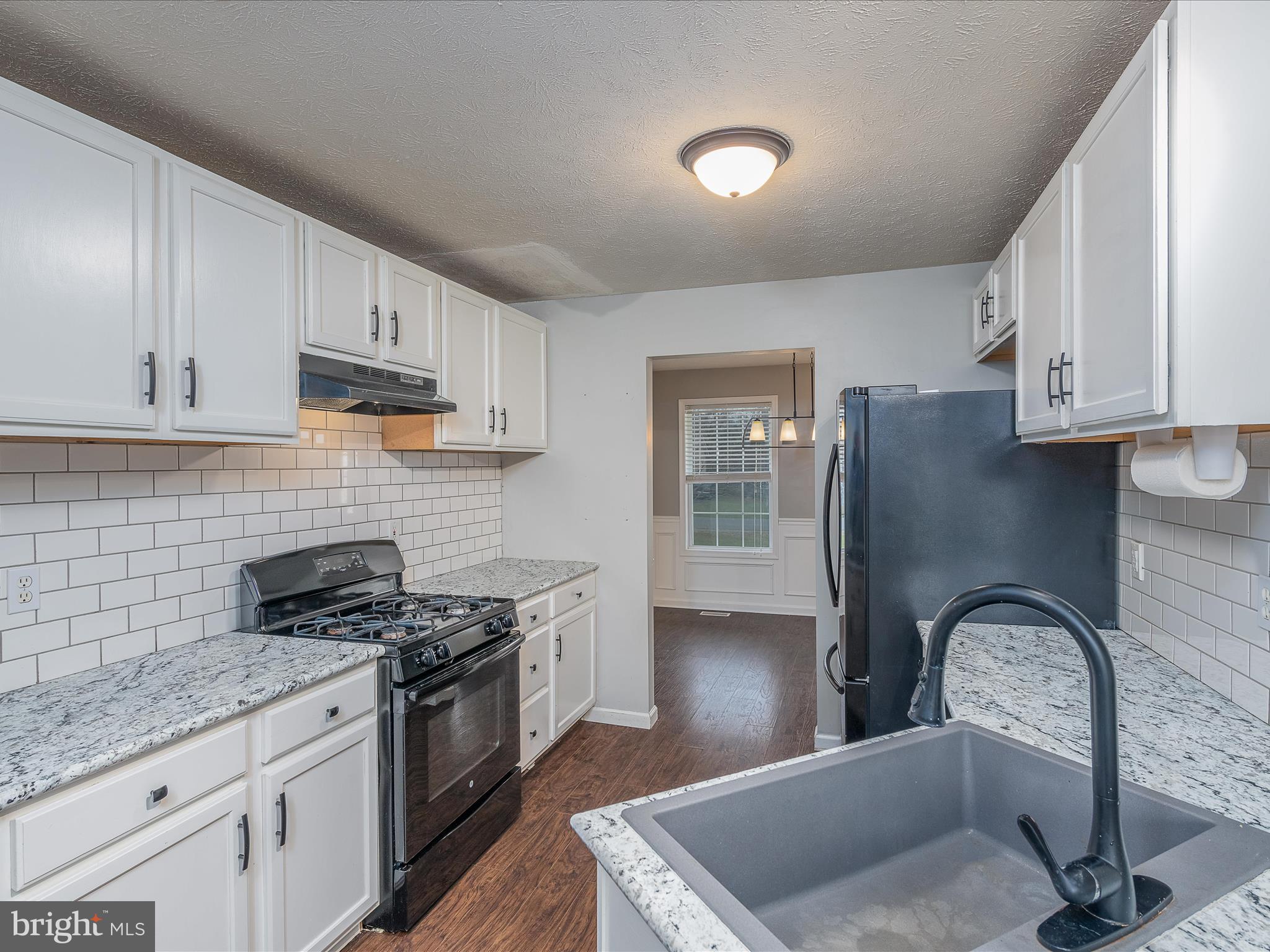 PEBBLE RIDGE - Residential