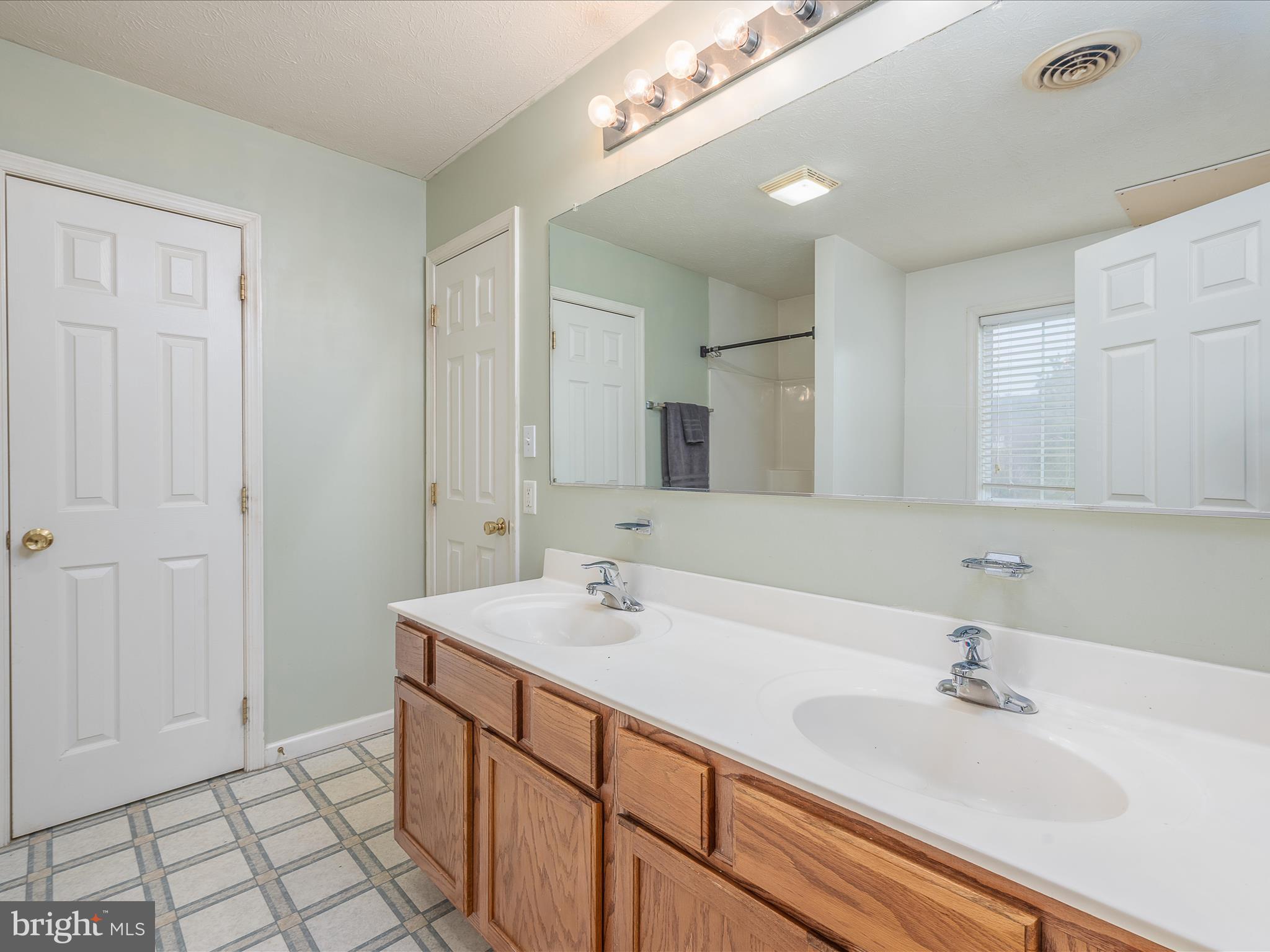 PEBBLE RIDGE - Residential