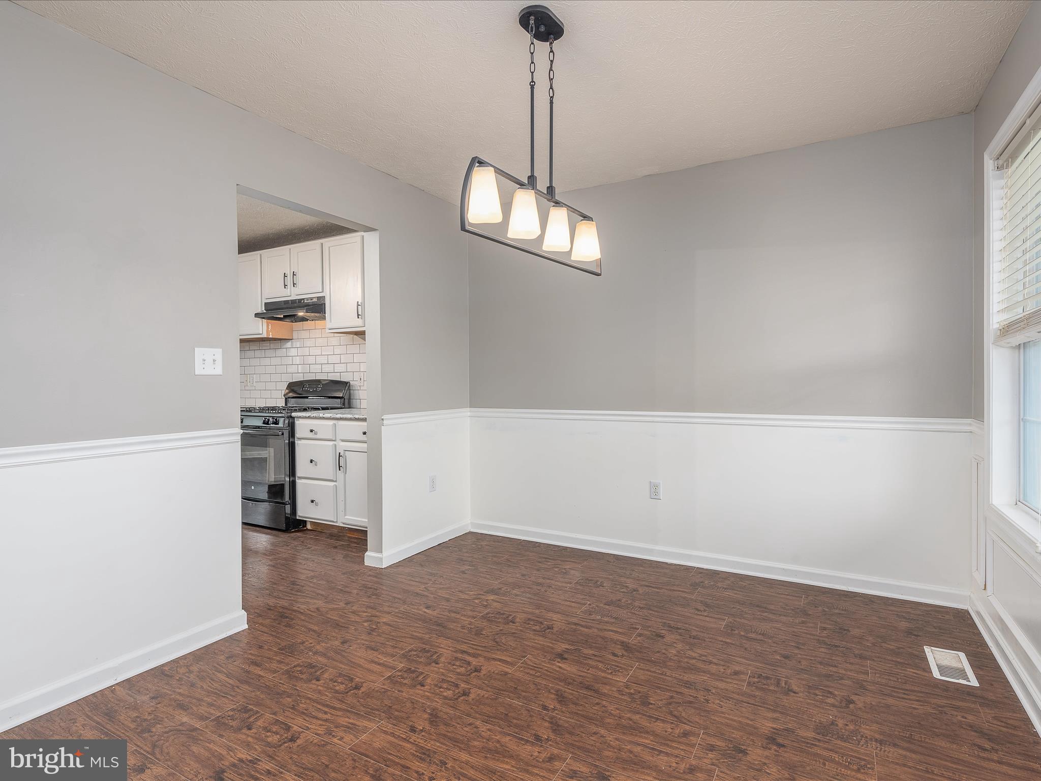 PEBBLE RIDGE - Residential