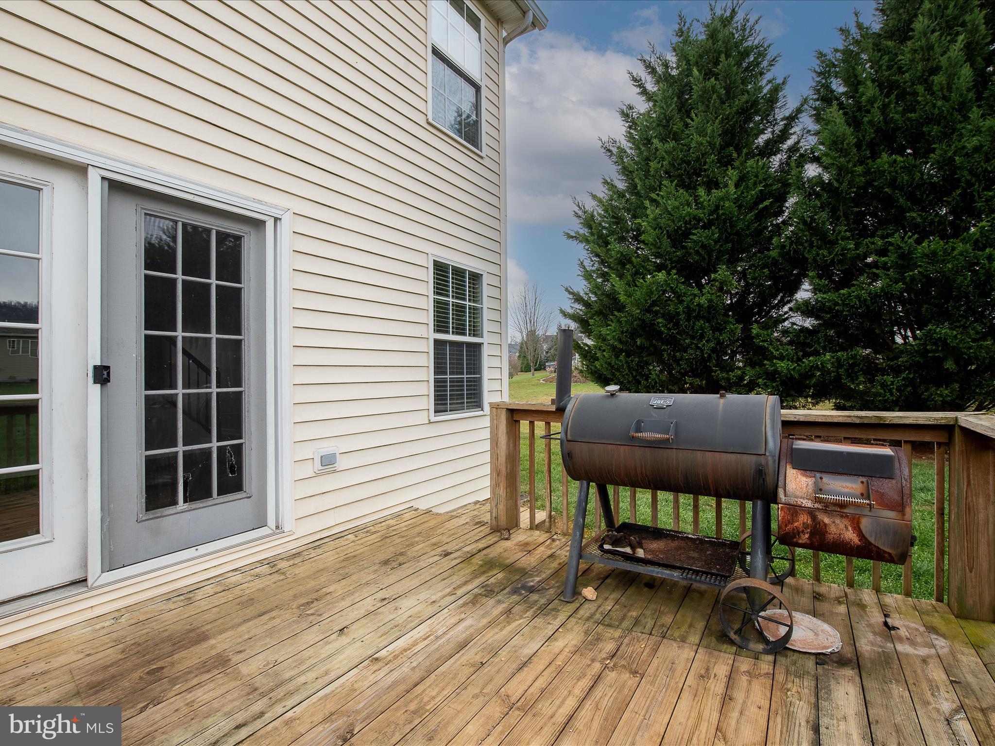 PEBBLE RIDGE - Residential