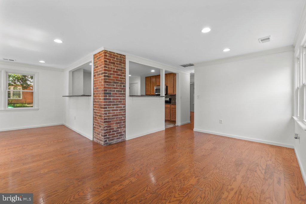 RADIANT VALLEY - Residential