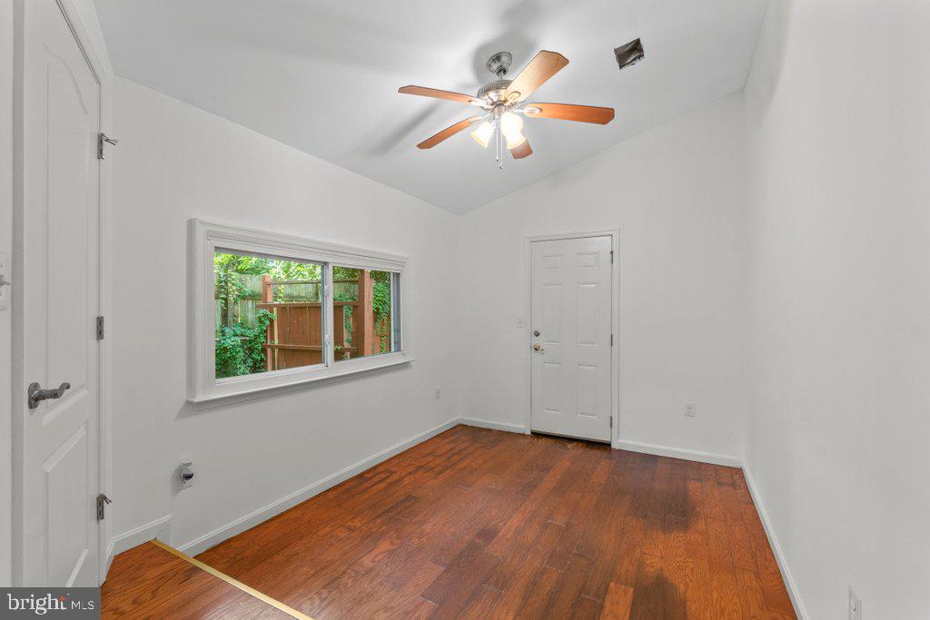 RADIANT VALLEY - Residential