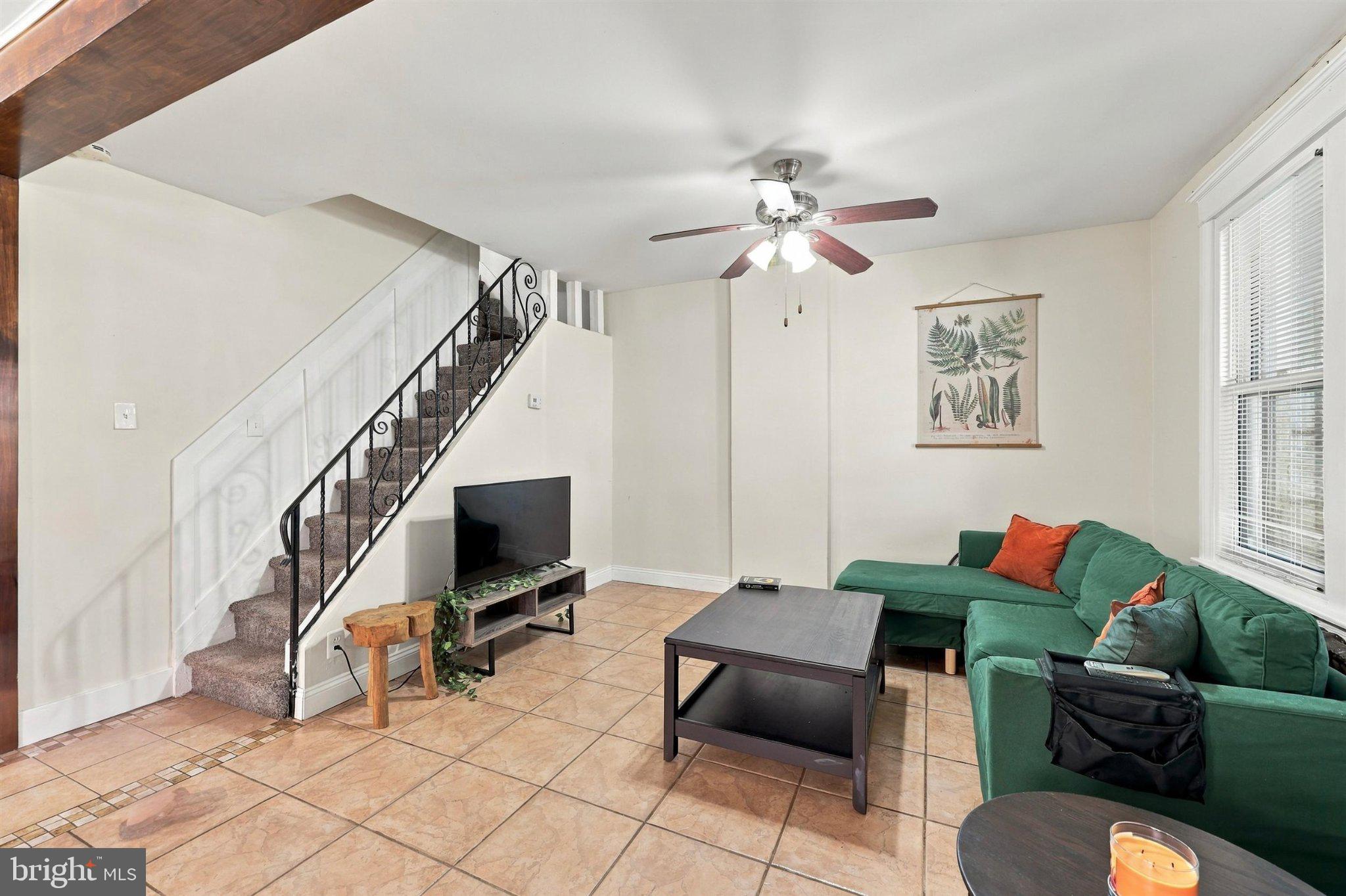 1424 JUNIPER STREET