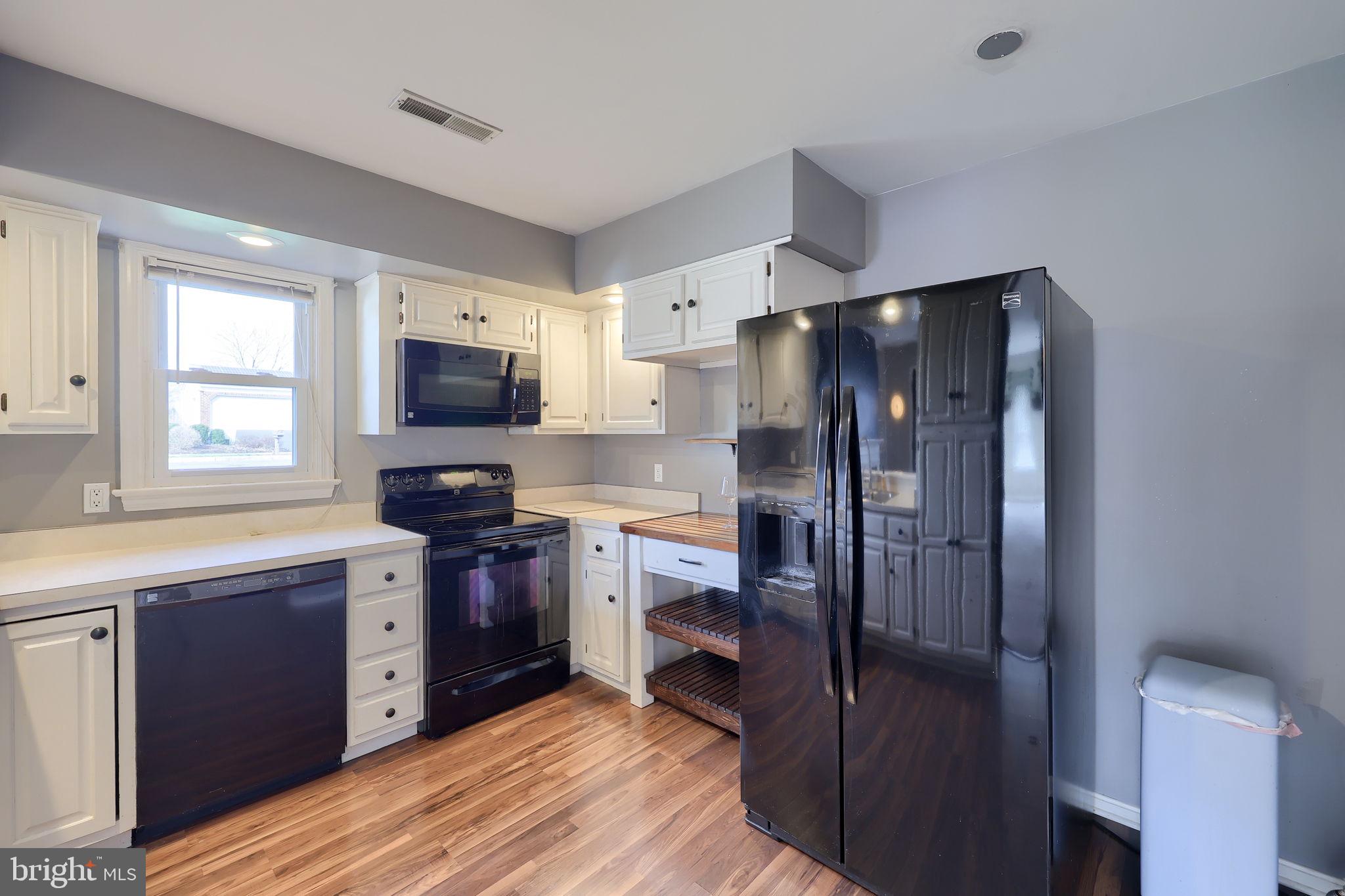 STAFFORDSHIRE - Residential