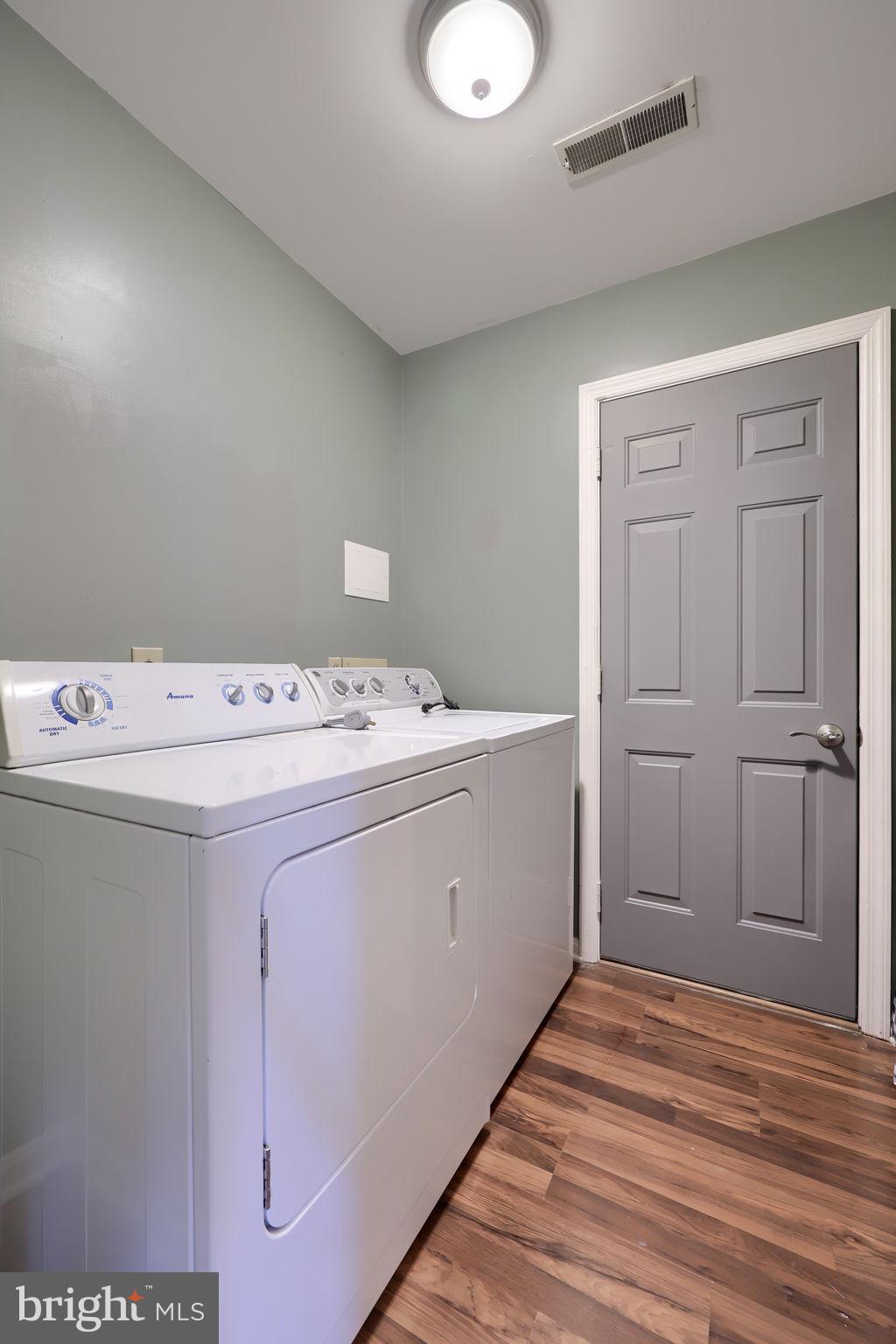 STAFFORDSHIRE - Residential