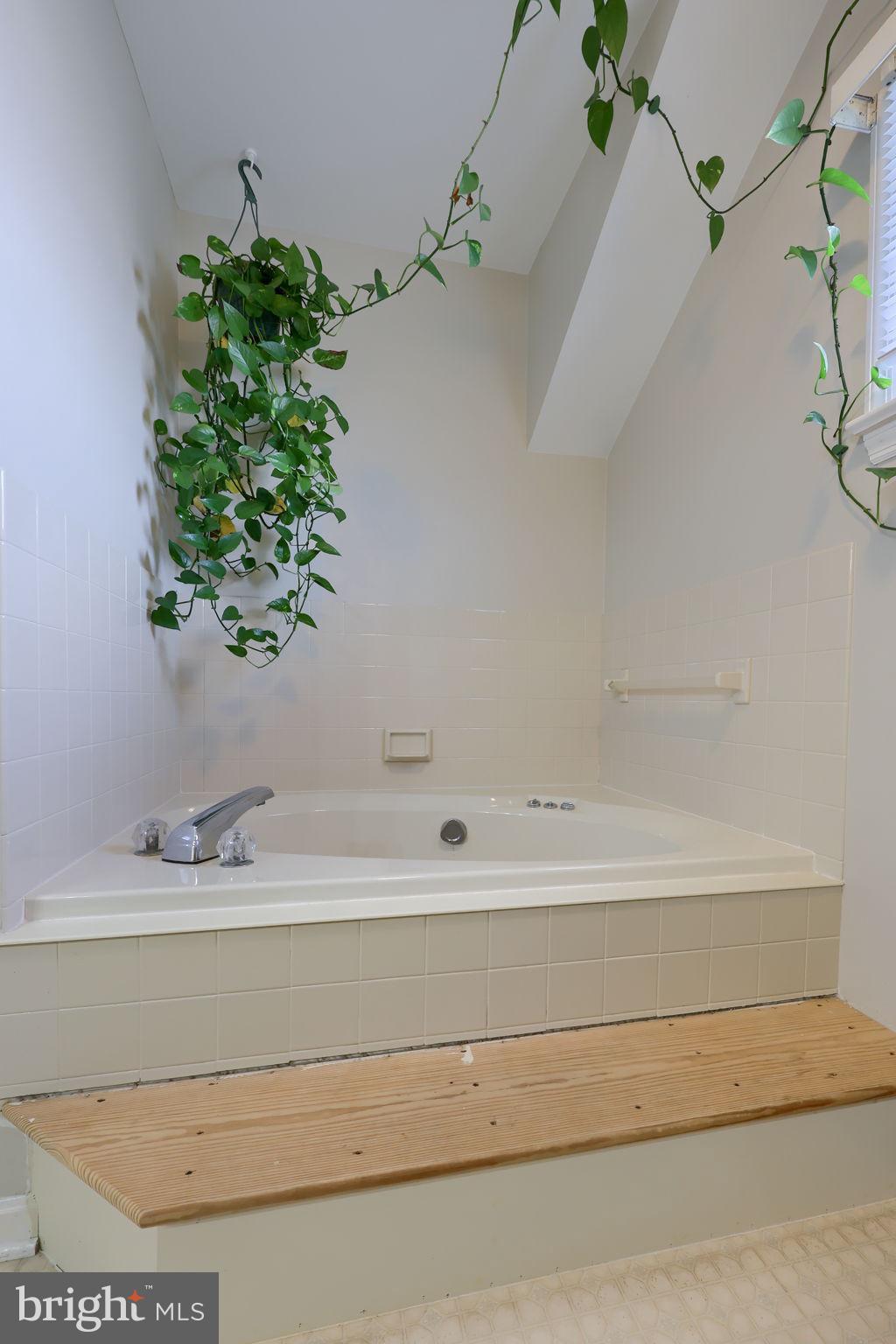 STAFFORDSHIRE - Residential