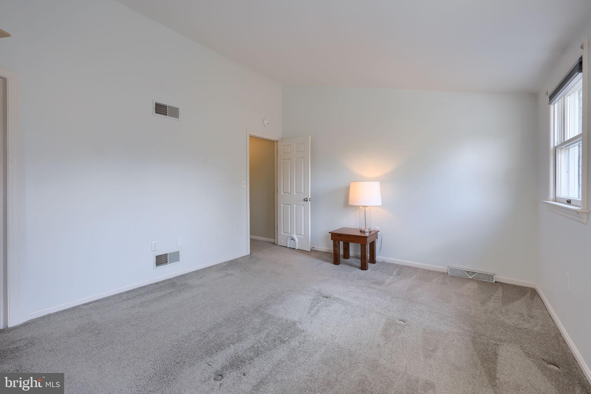 STAFFORDSHIRE - Residential