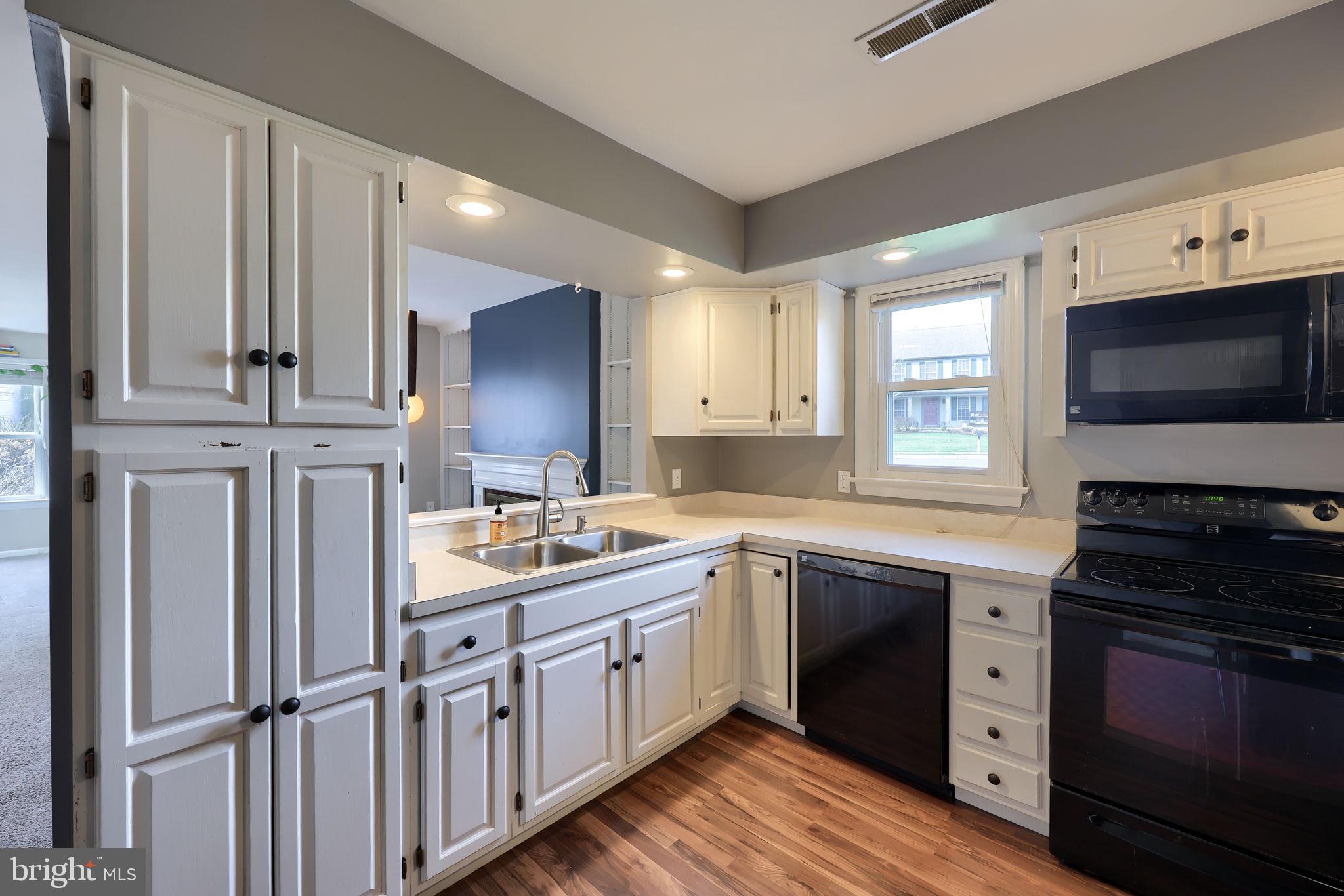 STAFFORDSHIRE - Residential