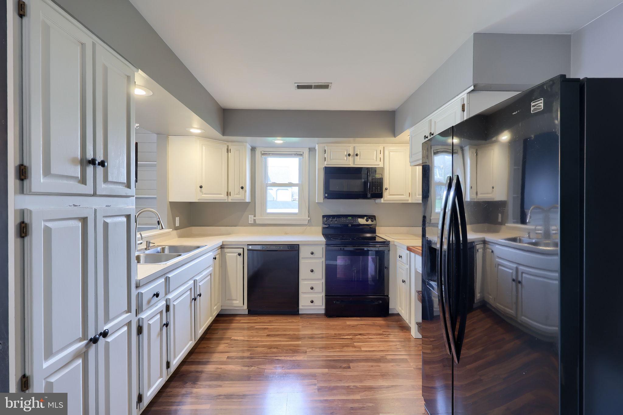 STAFFORDSHIRE - Residential