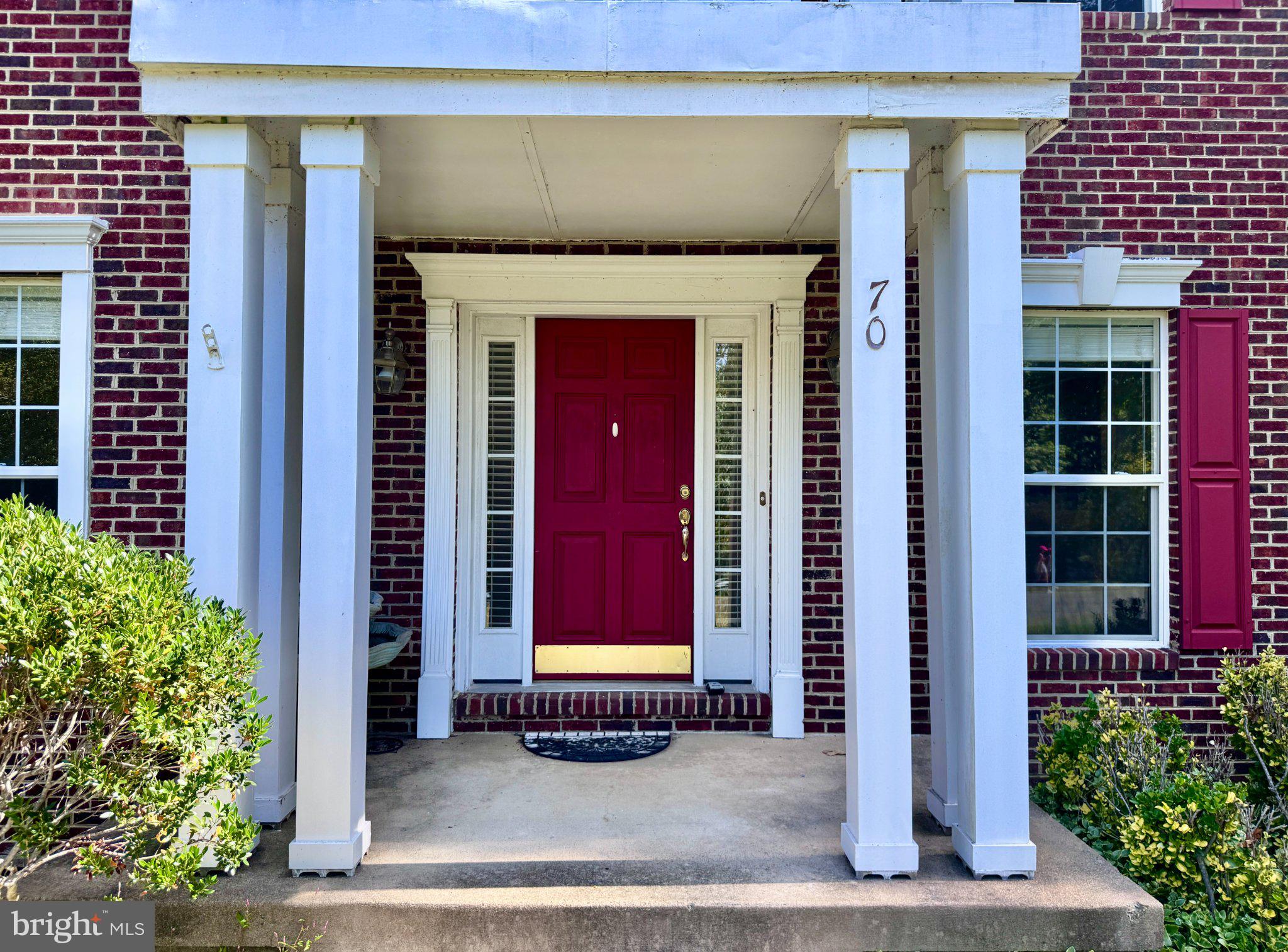 70 CRESTWOOD LANE