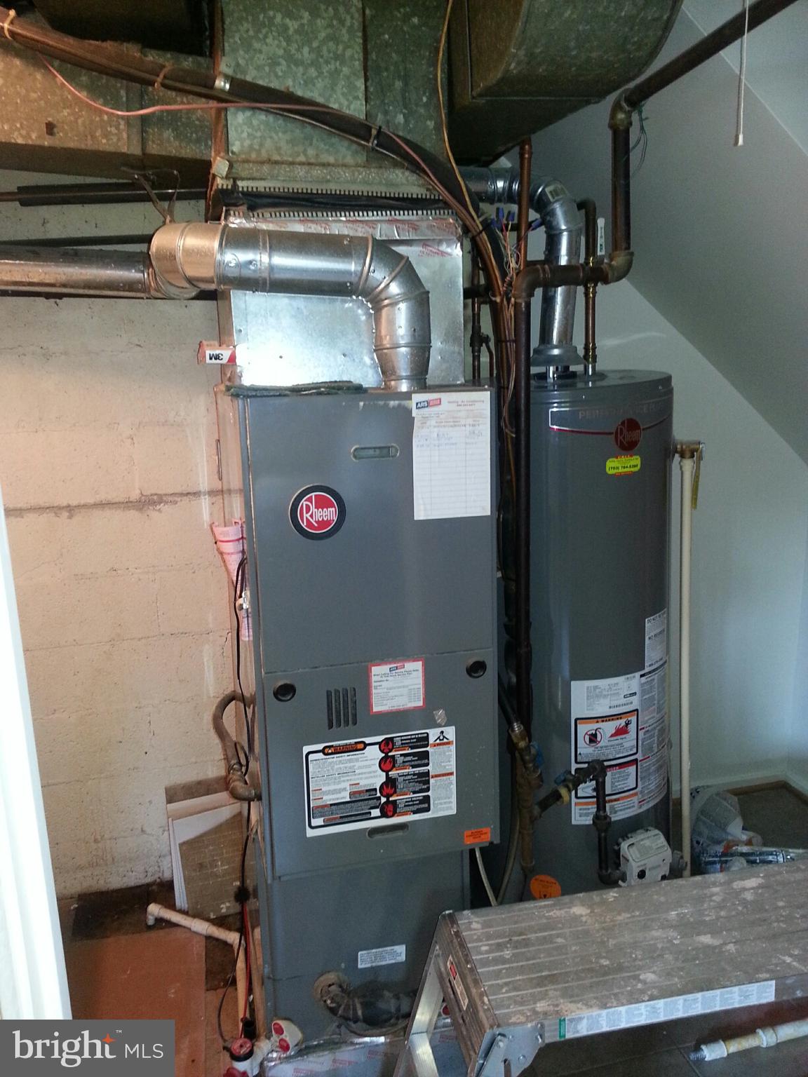 FAIRFAX HOMES - Residential Lease