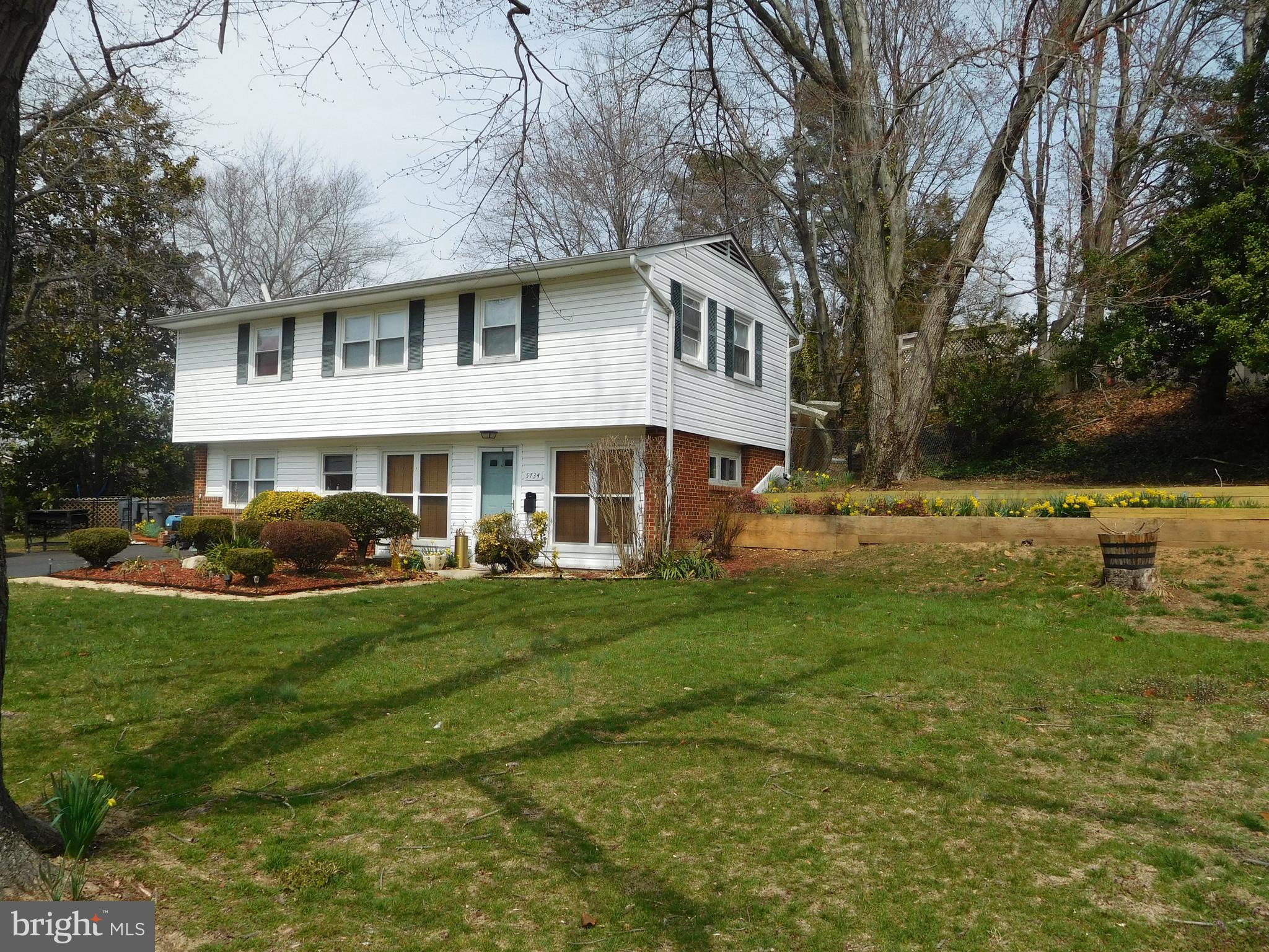 FAIRFAX HOMES - Residential Lease