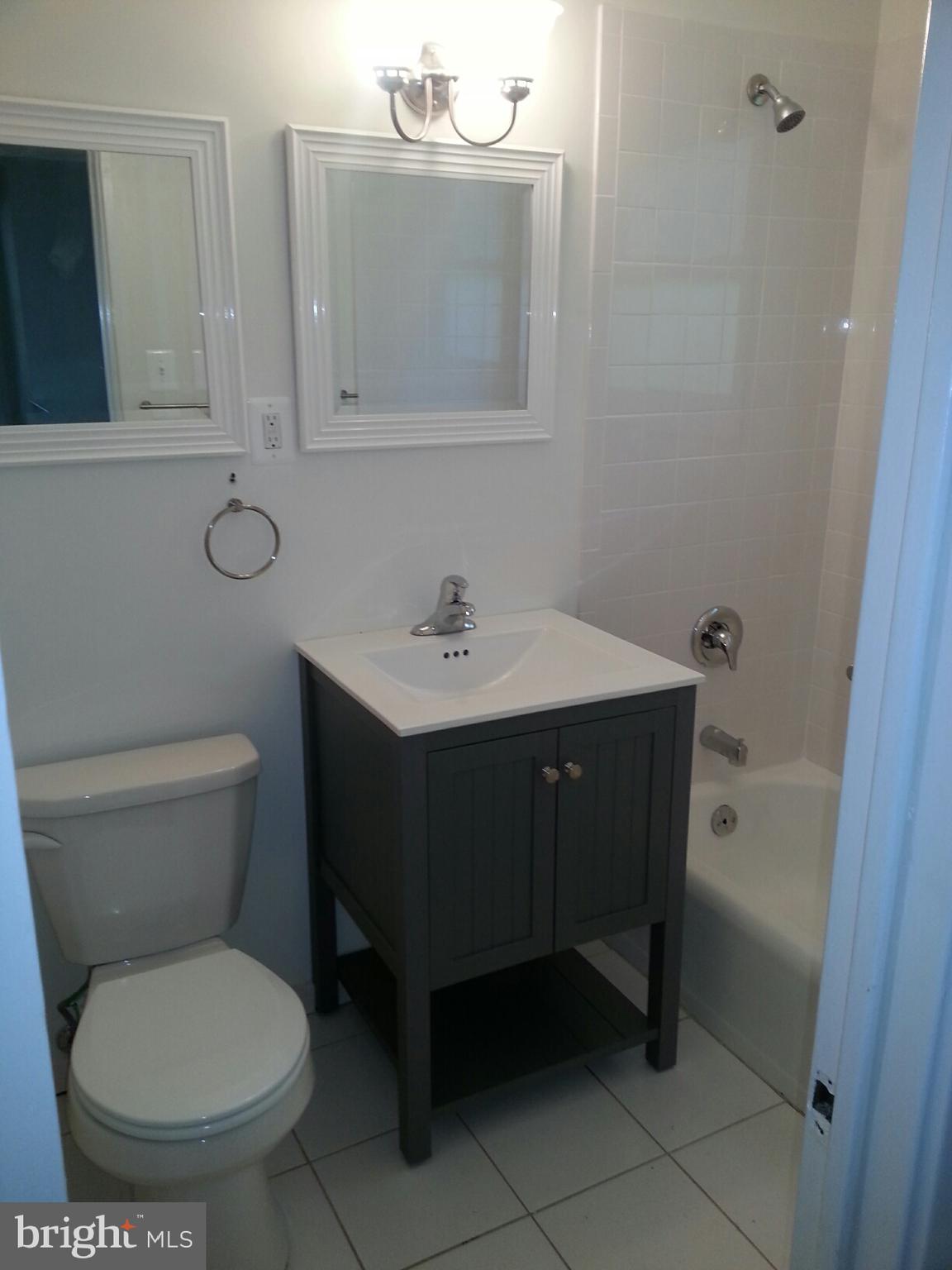 FAIRFAX HOMES - Residential Lease