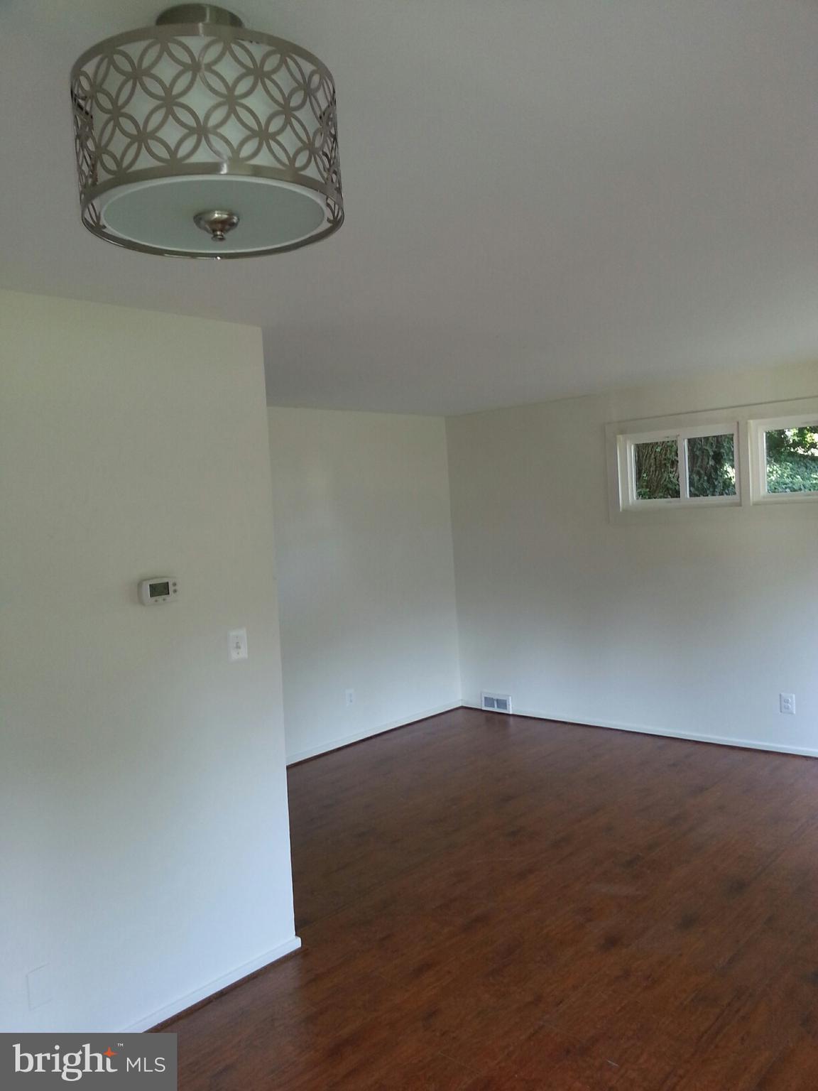 FAIRFAX HOMES - Residential Lease