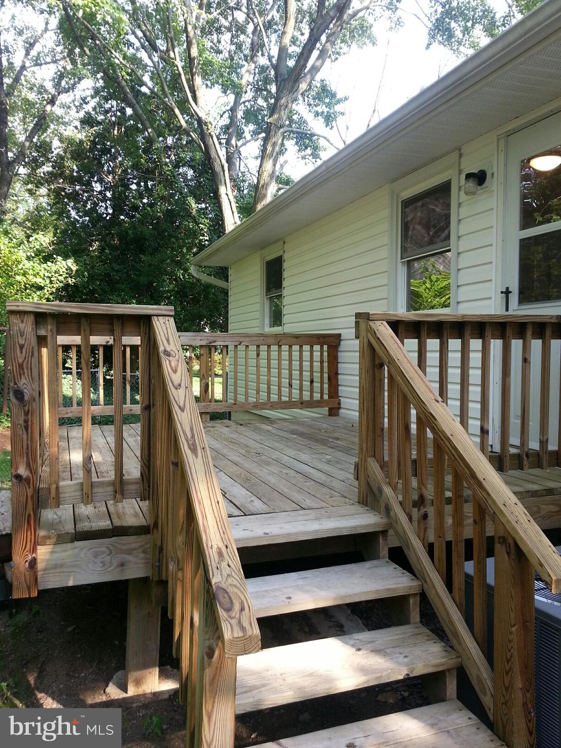 FAIRFAX HOMES - Residential Lease