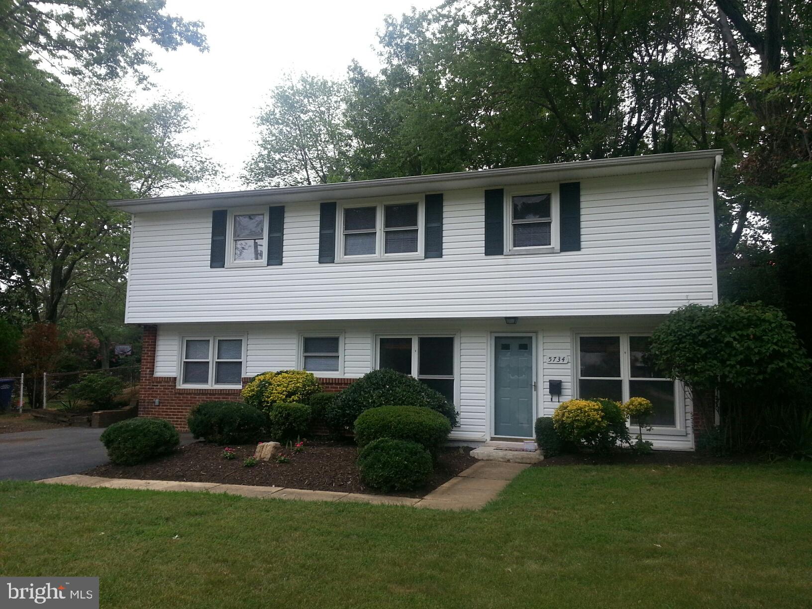 FAIRFAX HOMES - Residential Lease