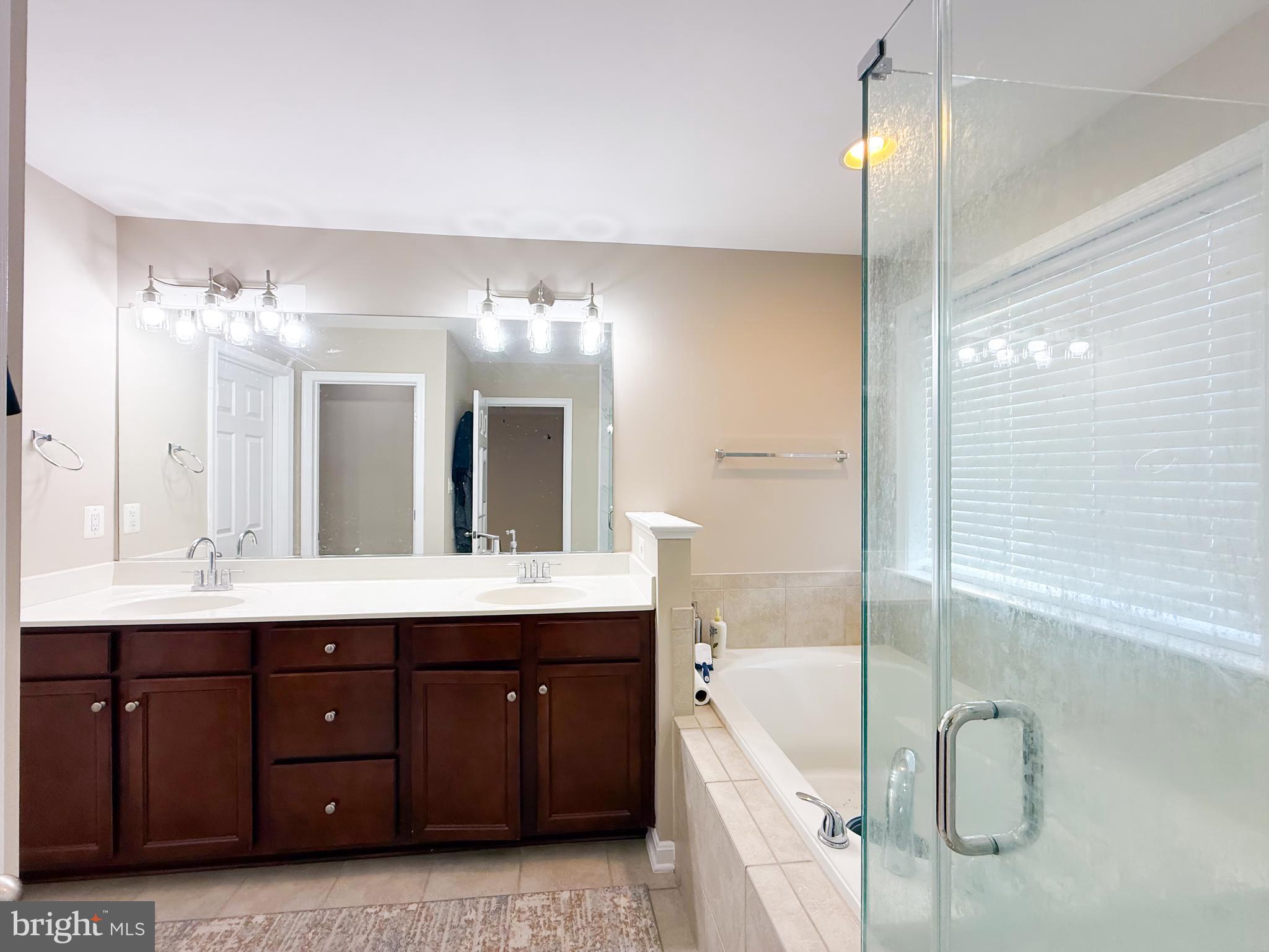 PROVIDENCE GLEN - Residential