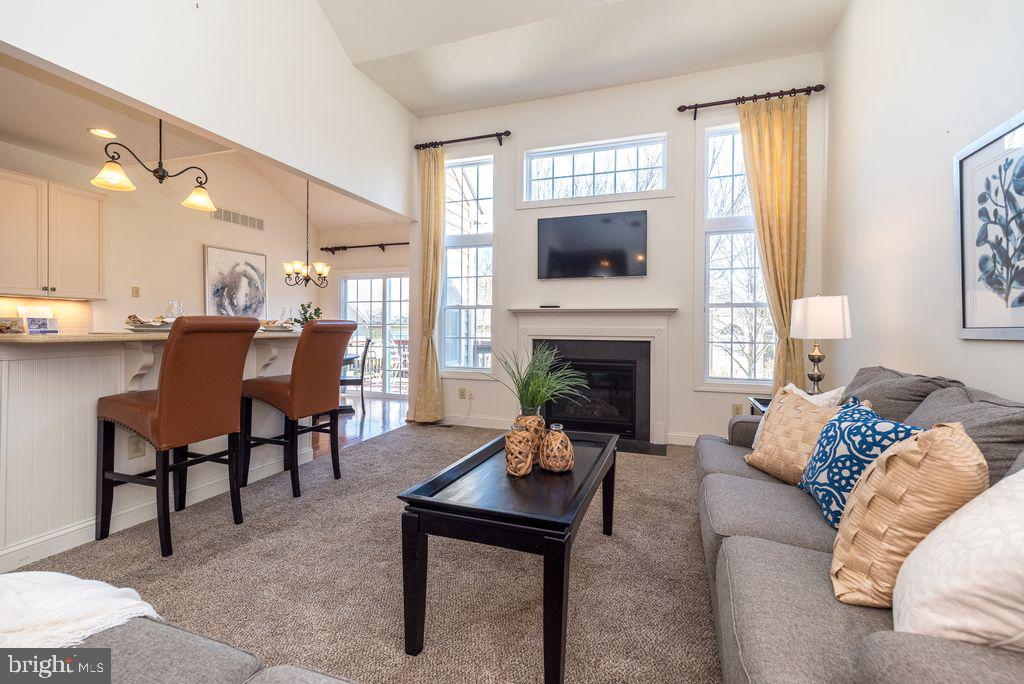 MONTGOMERY WALK - Residential