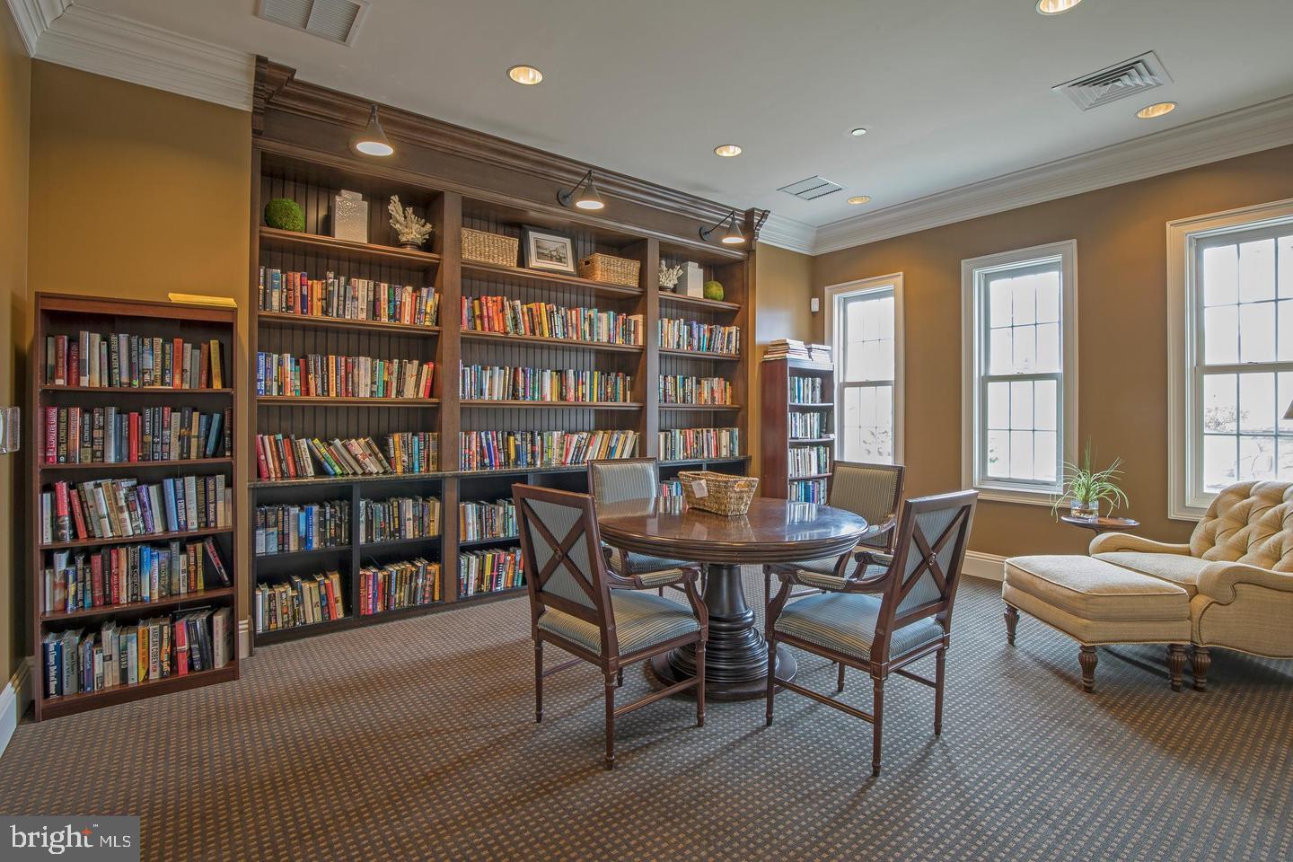 MONTGOMERY WALK - Residential