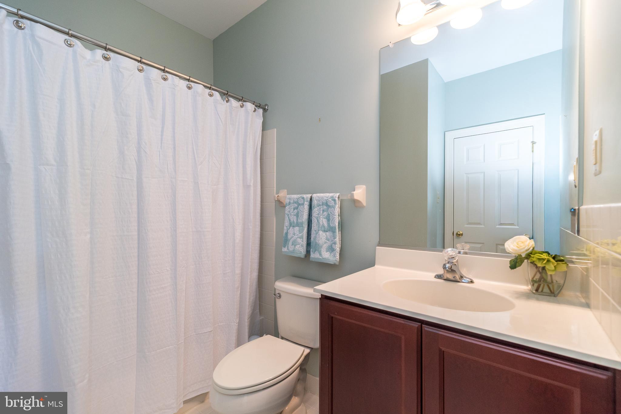 MONTGOMERY WALK - Residential