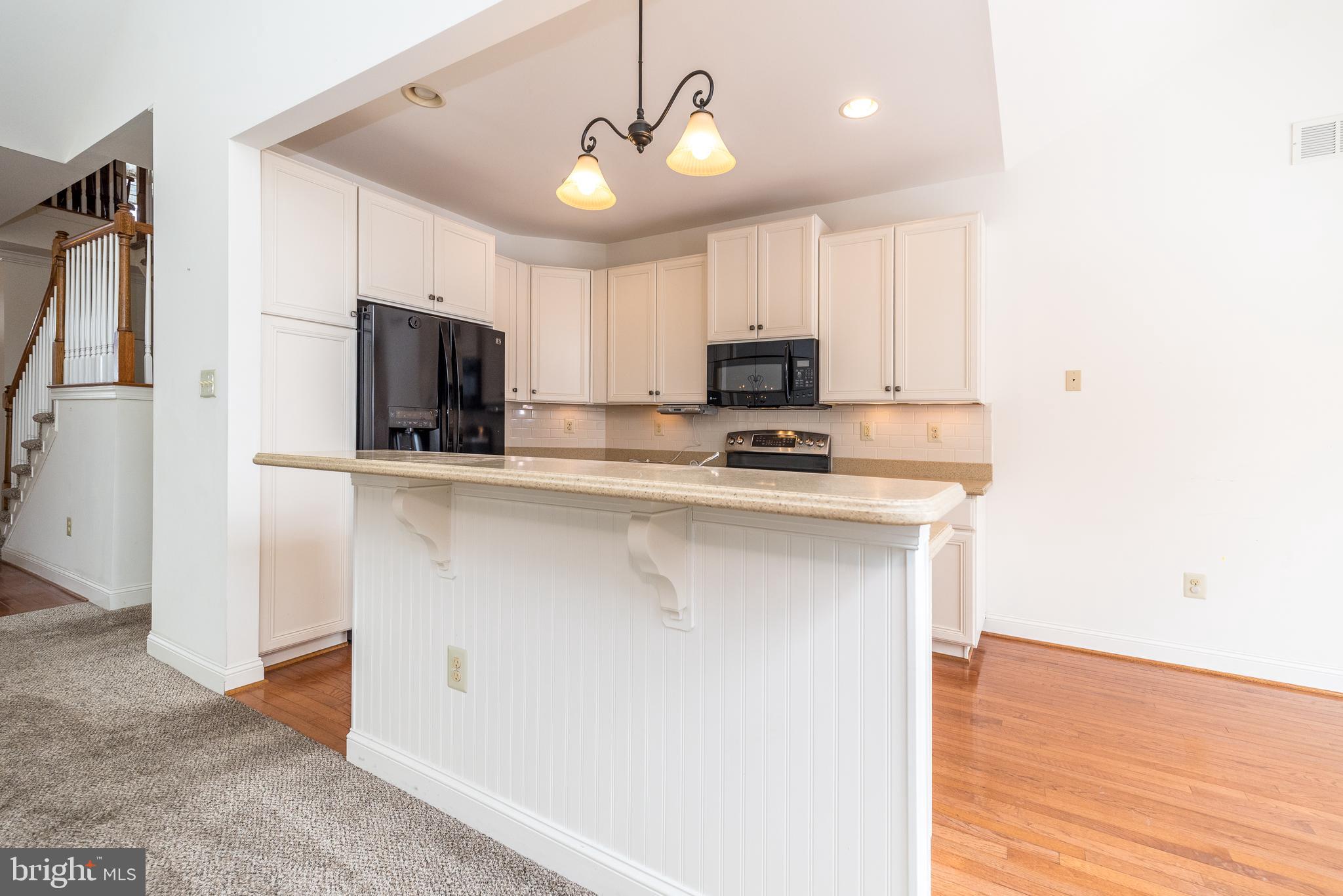 MONTGOMERY WALK - Residential