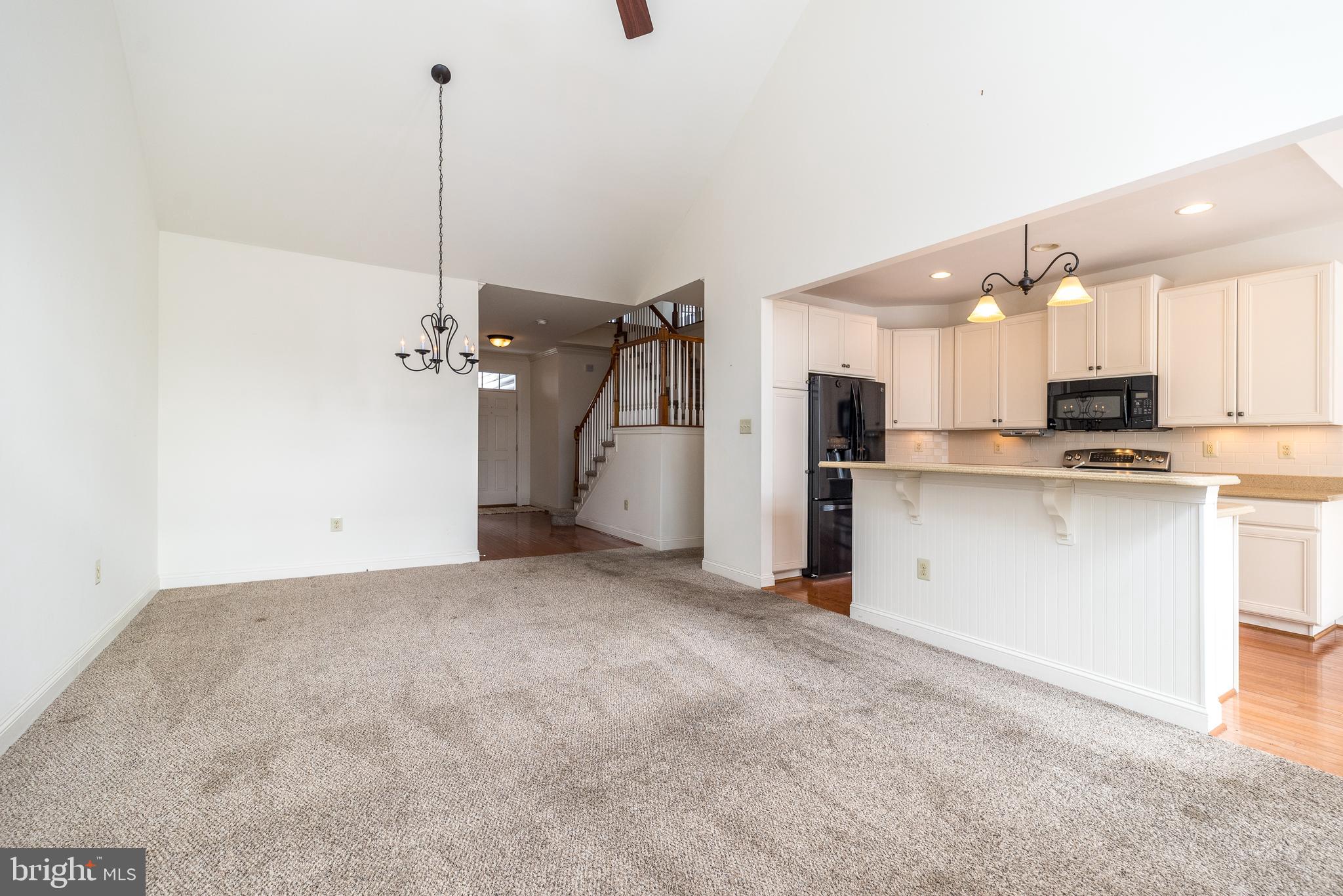 MONTGOMERY WALK - Residential