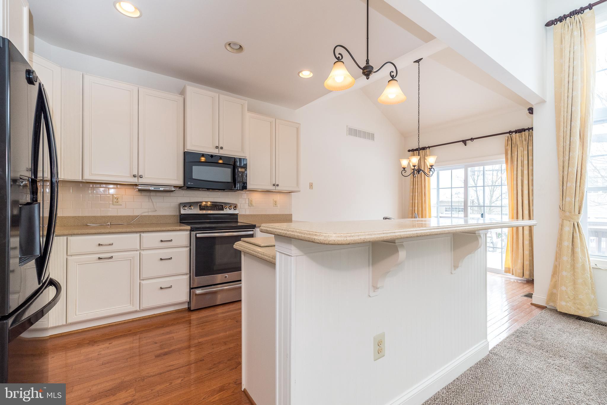 MONTGOMERY WALK - Residential