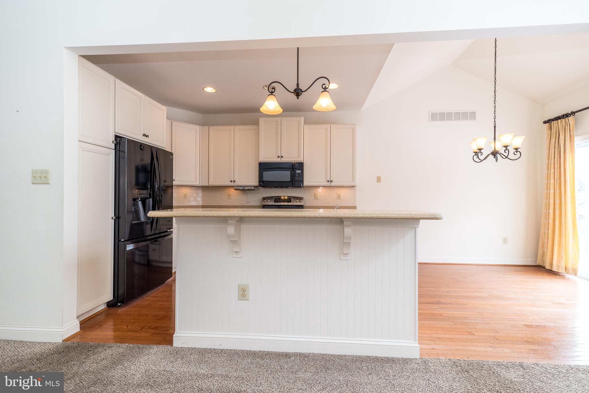 MONTGOMERY WALK - Residential