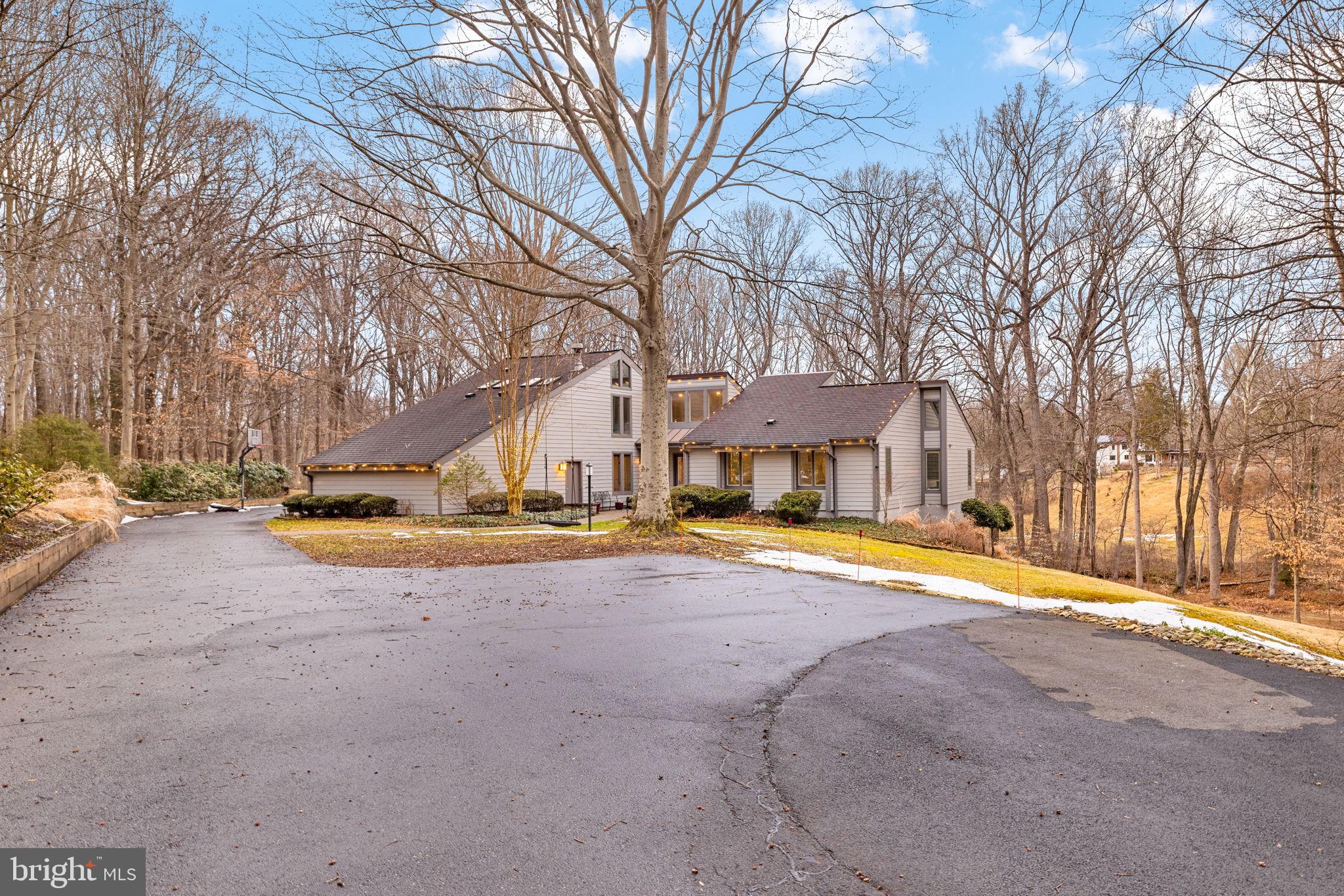 5500 BEECH RIDGE DRIVE