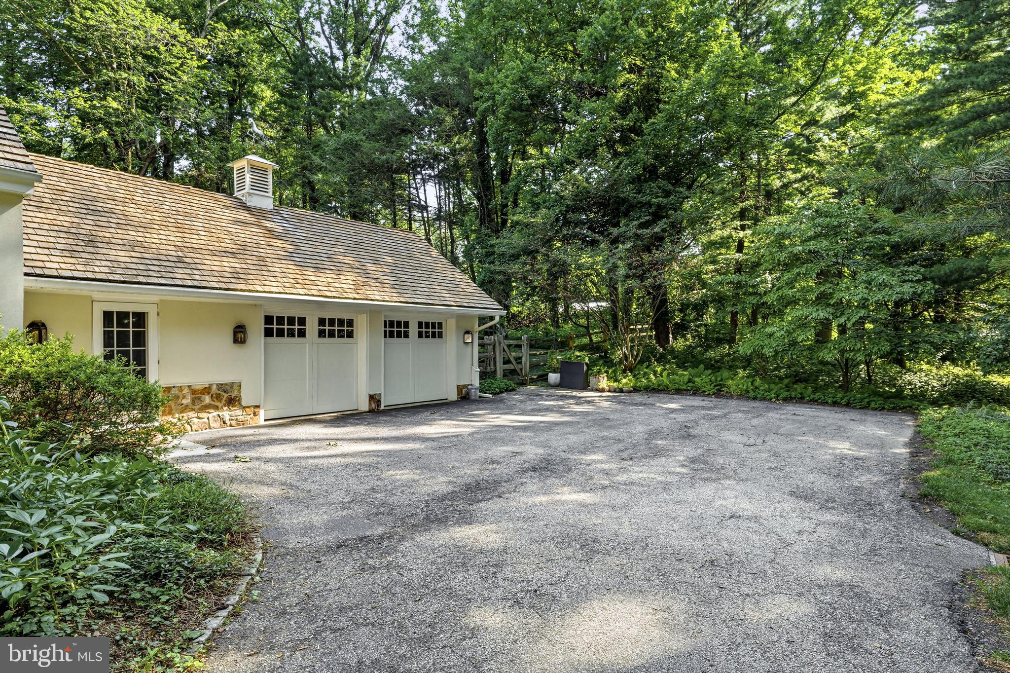 1431 BEAUMONT DRIVE