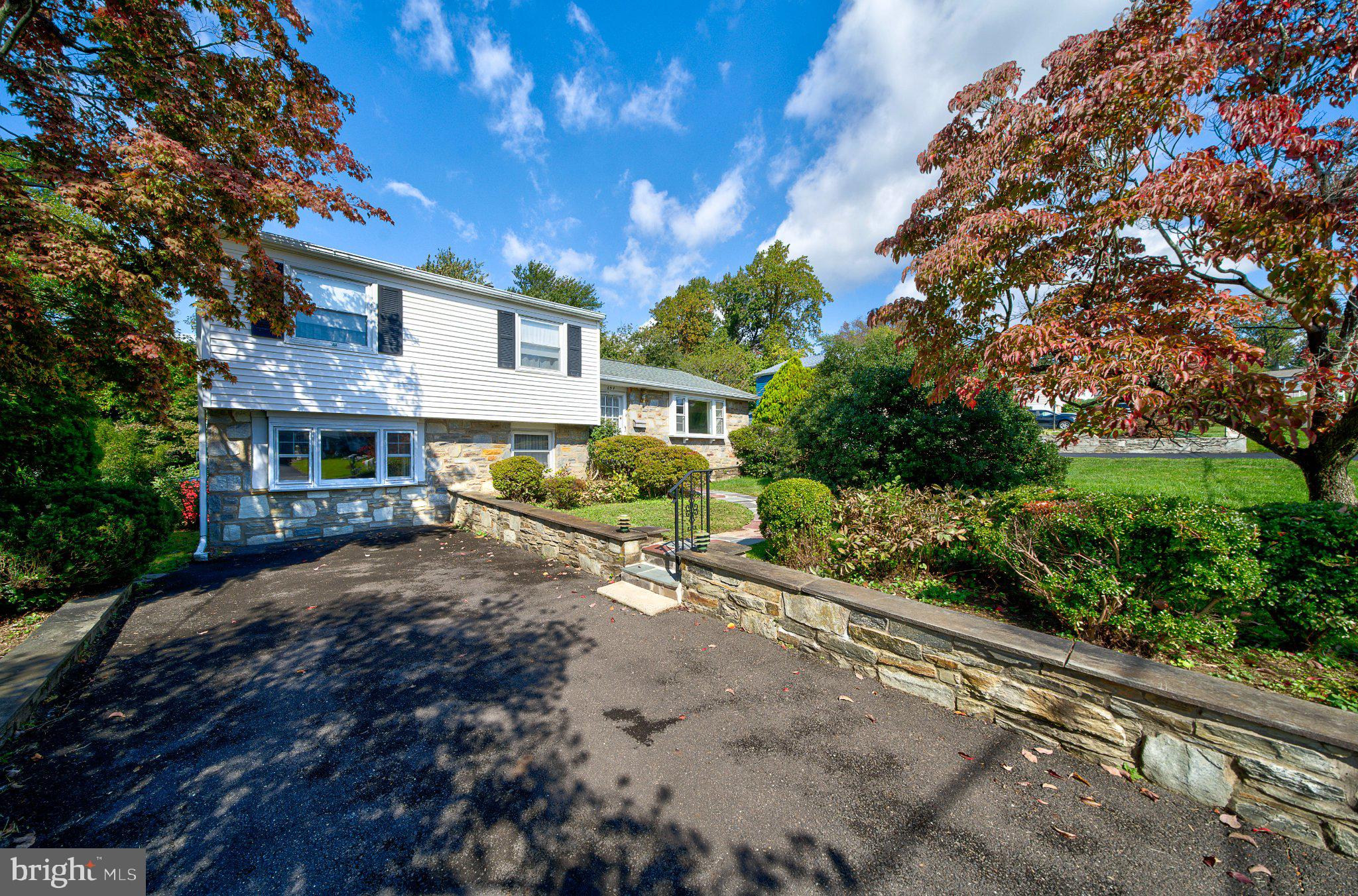 694 GLEN ROAD