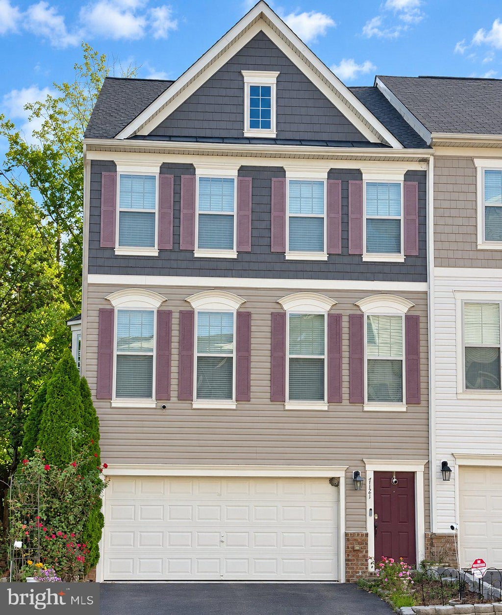 Photo of 7121 Sotheby Way, LORTON, VA 22079 (MLS # VAFX2347388)