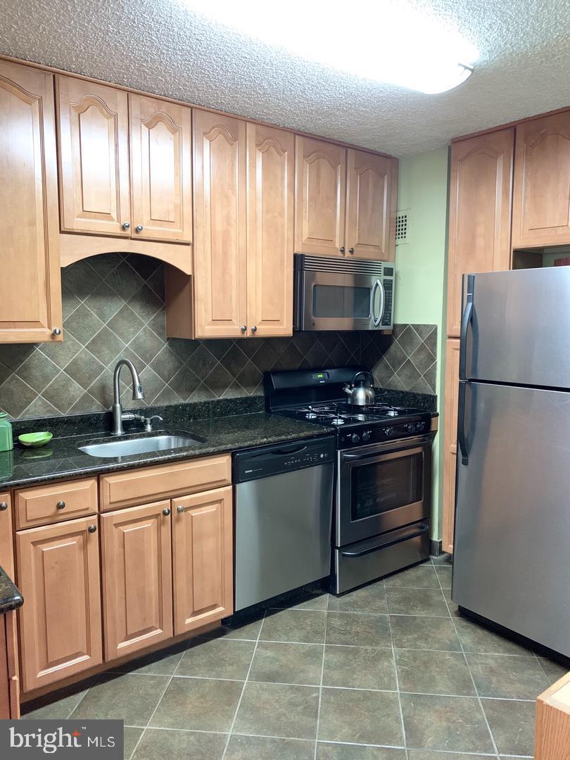 PARC EAST - Residential