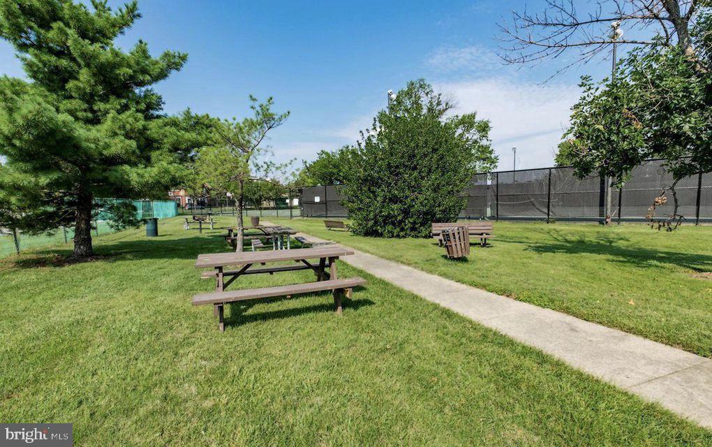 PARC EAST - Residential