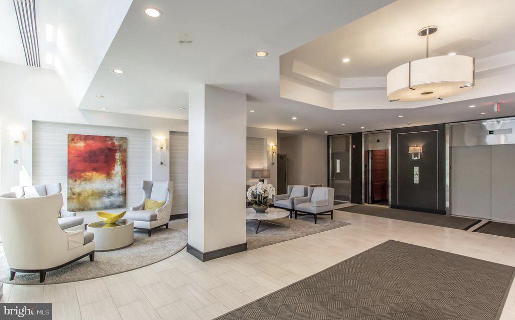 PARC EAST - Residential