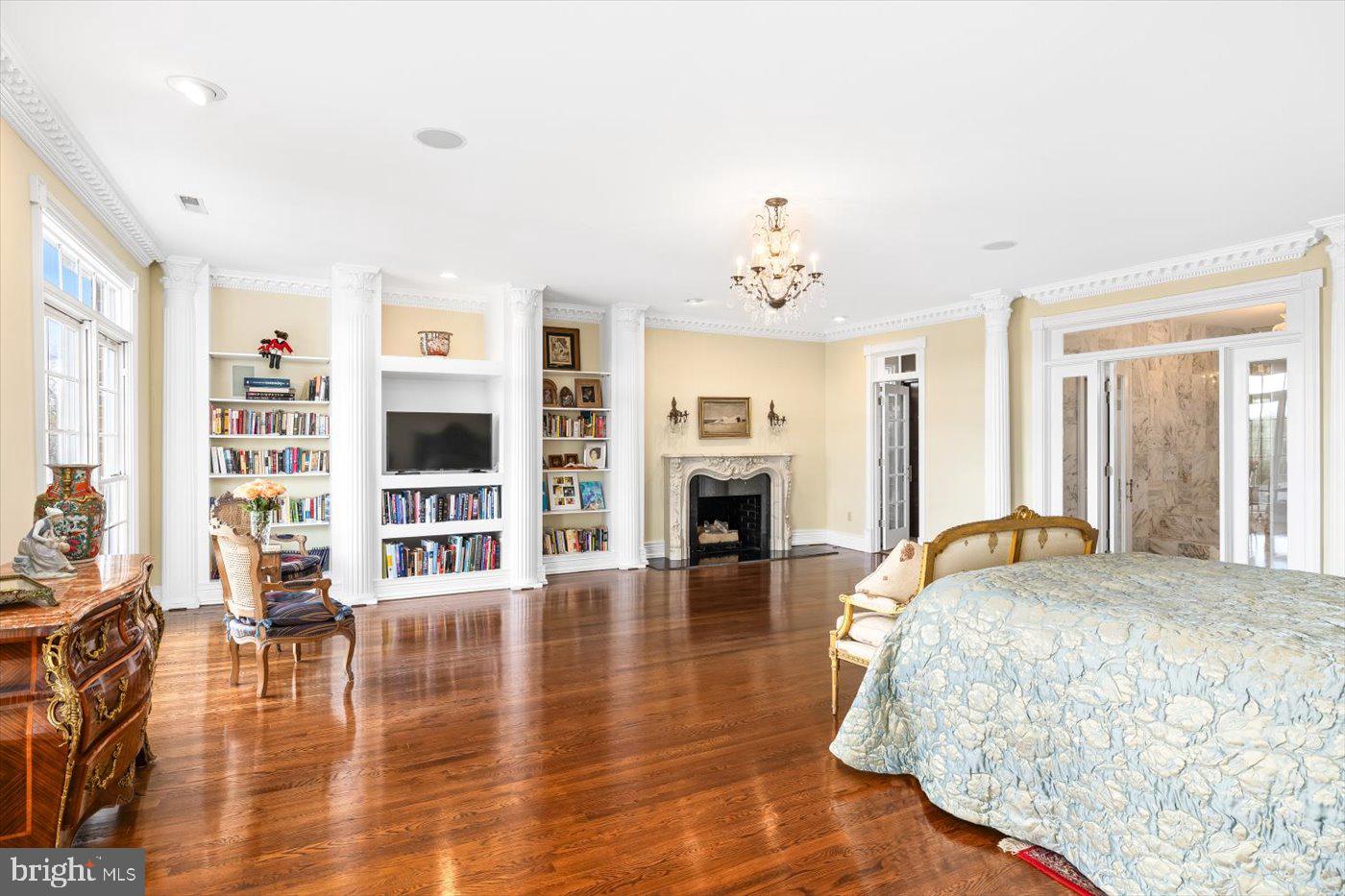 BOSCOBEL FARMS - Residential