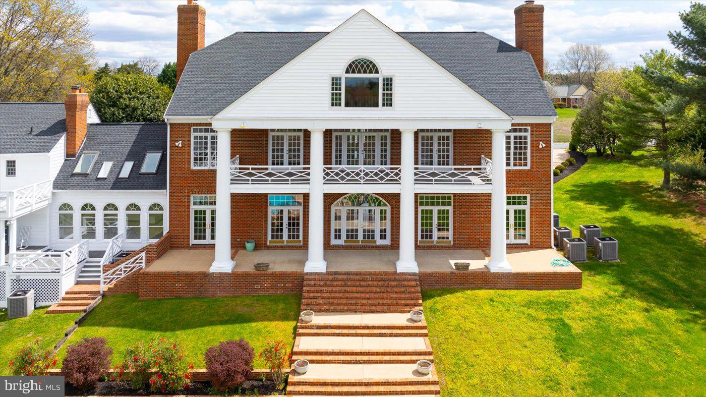 BOSCOBEL FARMS - Residential