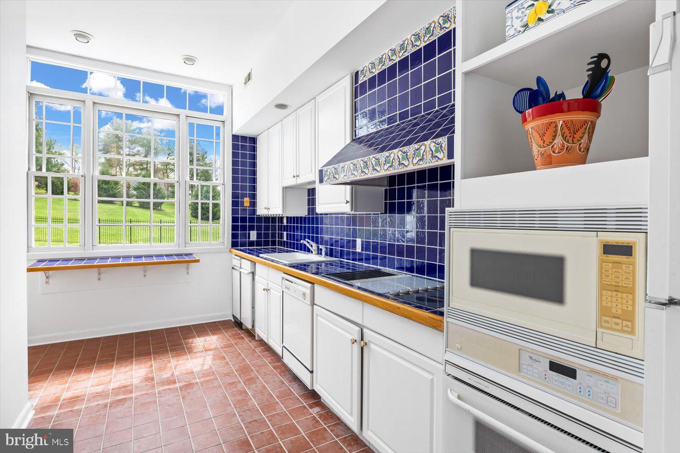 BOSCOBEL FARMS - Residential