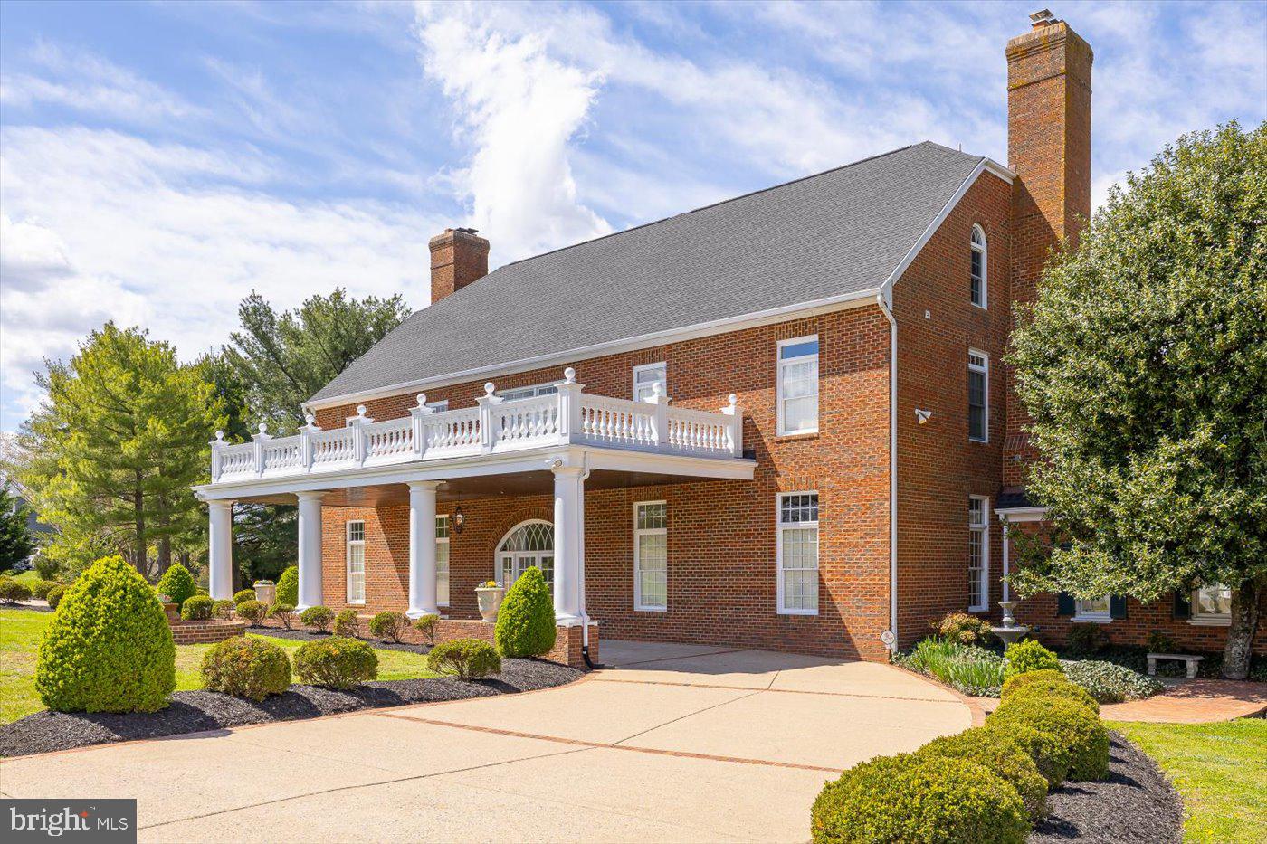 BOSCOBEL FARMS - Residential