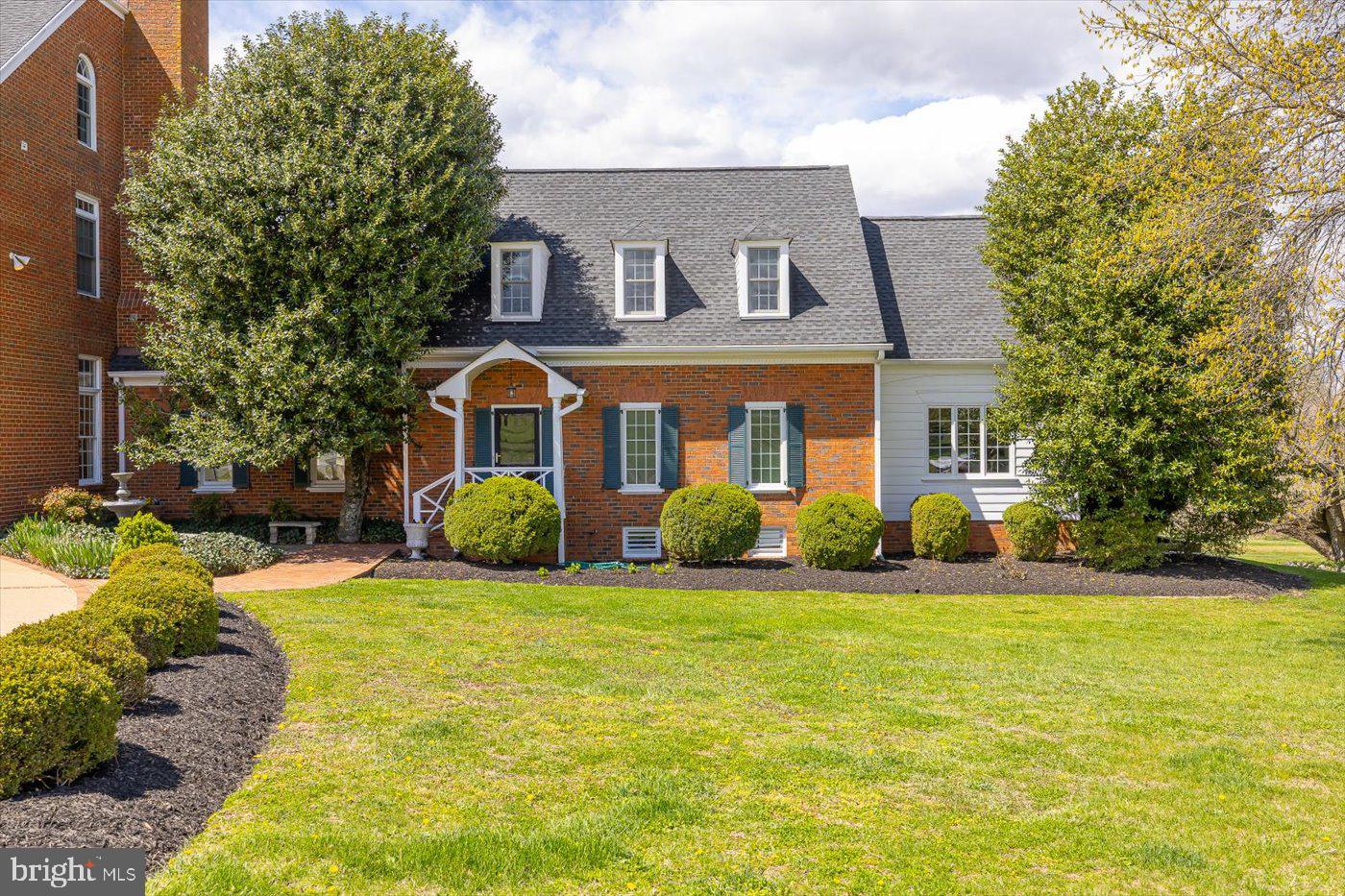 BOSCOBEL FARMS - Residential