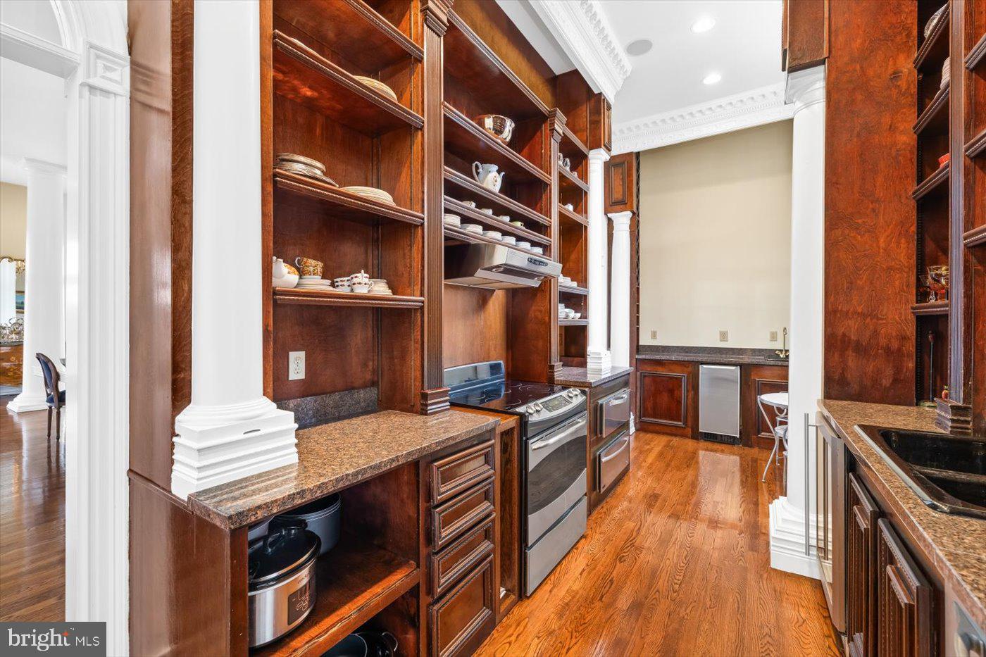 BOSCOBEL FARMS - Residential