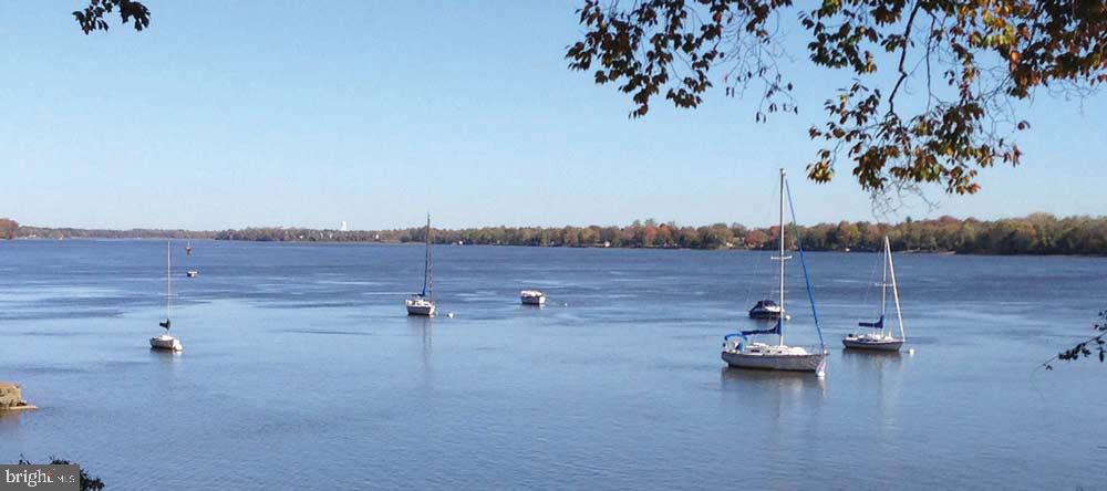 RADCLIFFE COURT - Residential