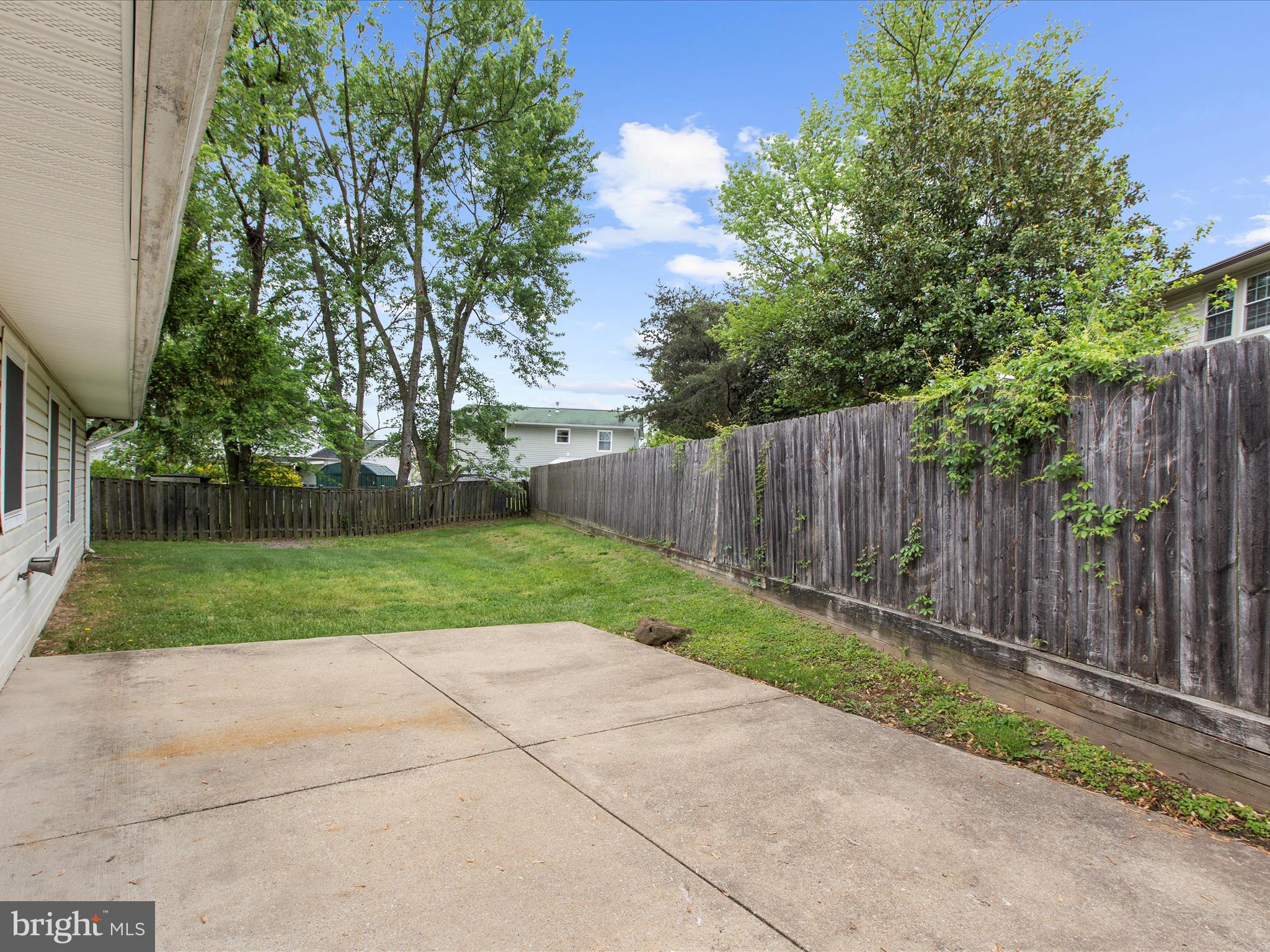 THE PROVINCES - Residential Lease