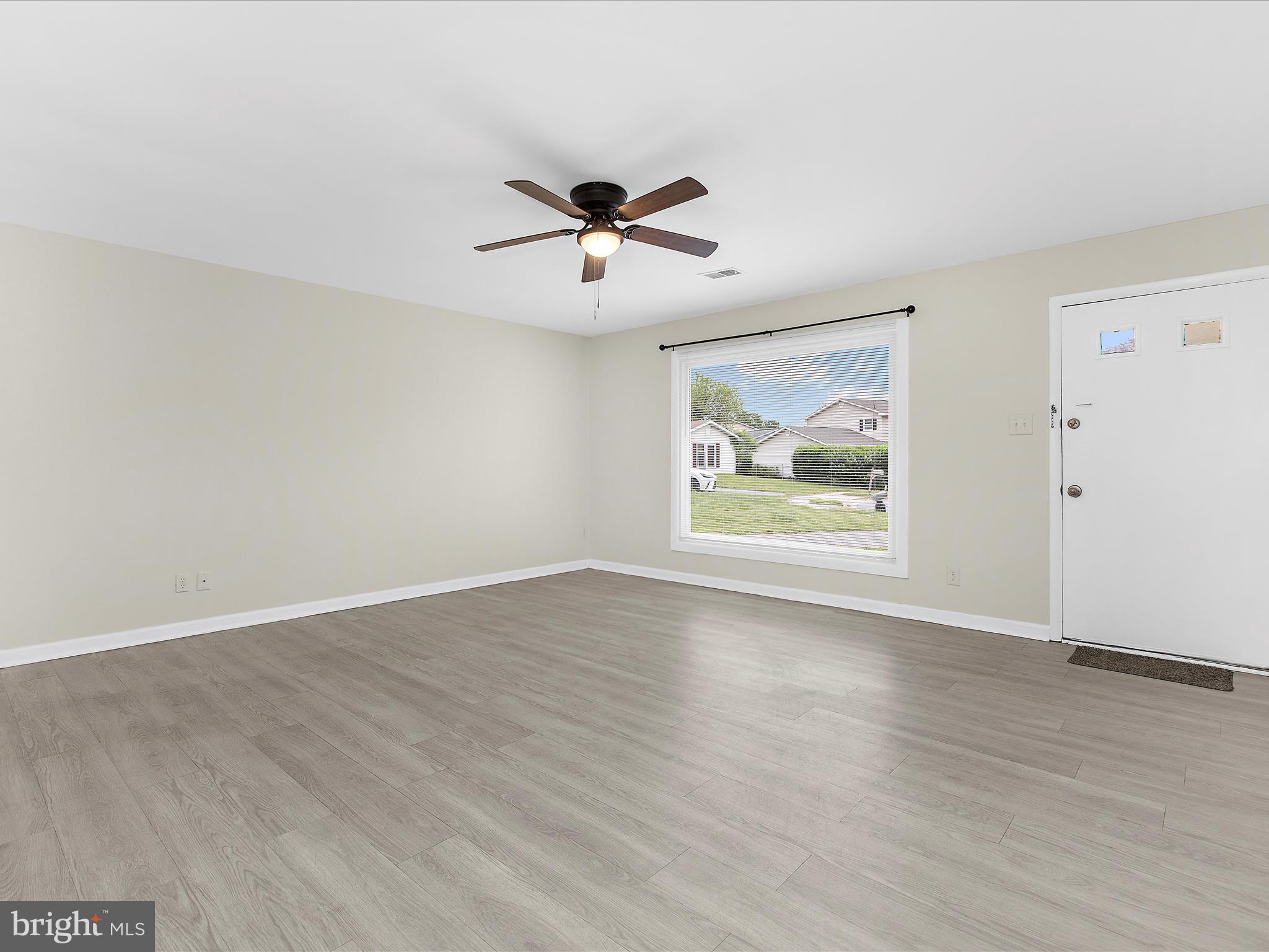 THE PROVINCES - Residential Lease