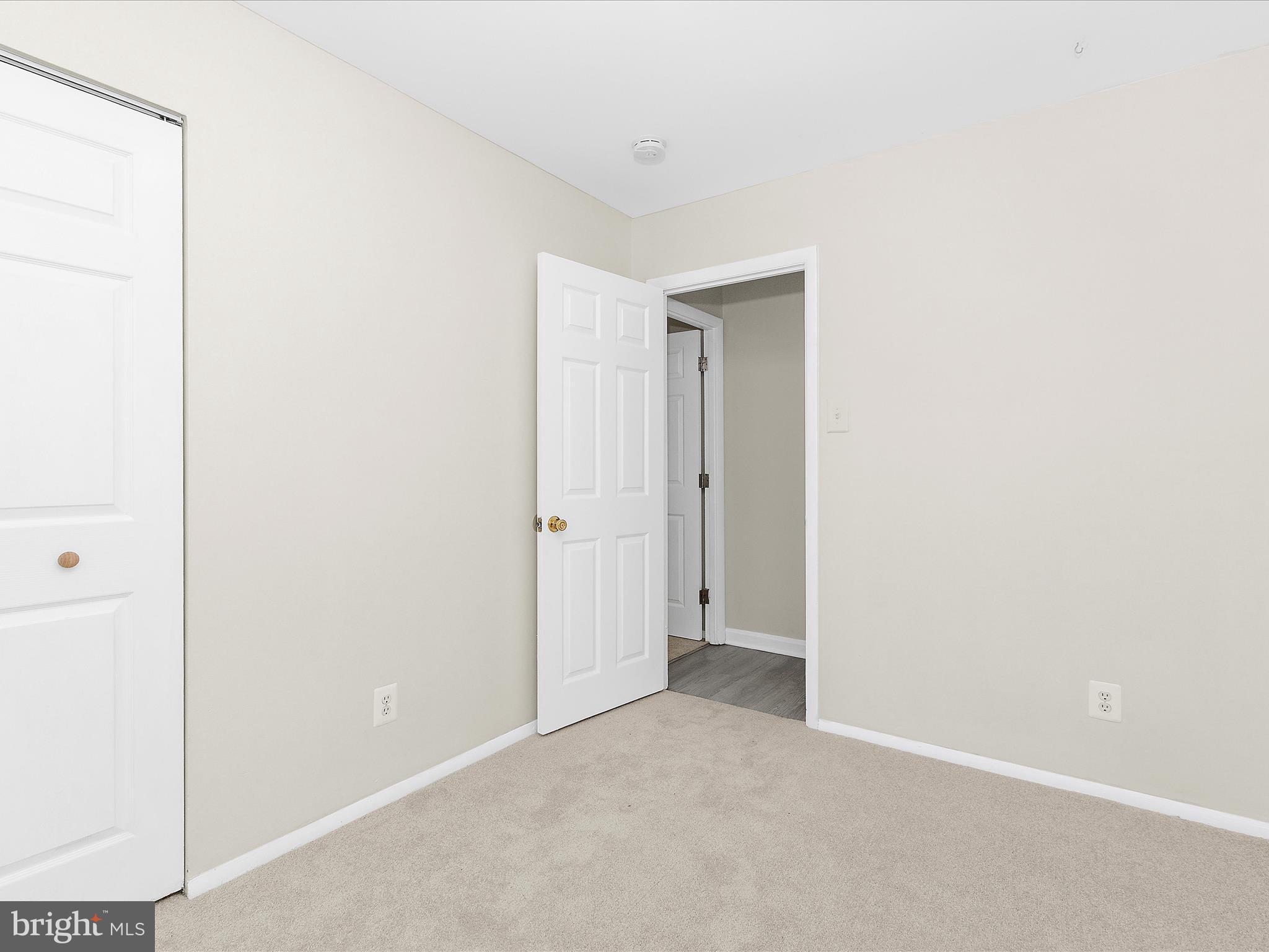 THE PROVINCES - Residential Lease